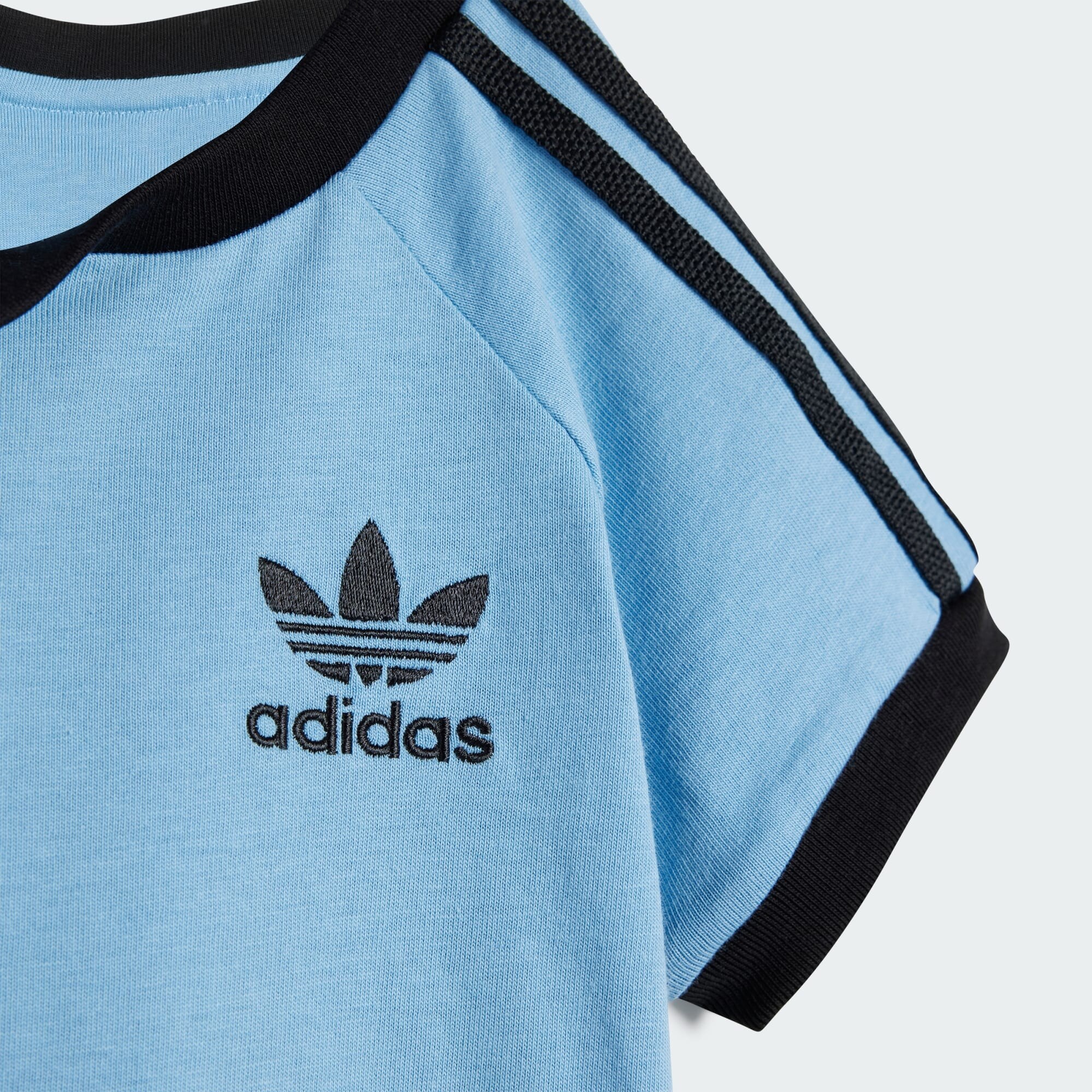 Thumbnail - T-Shirt