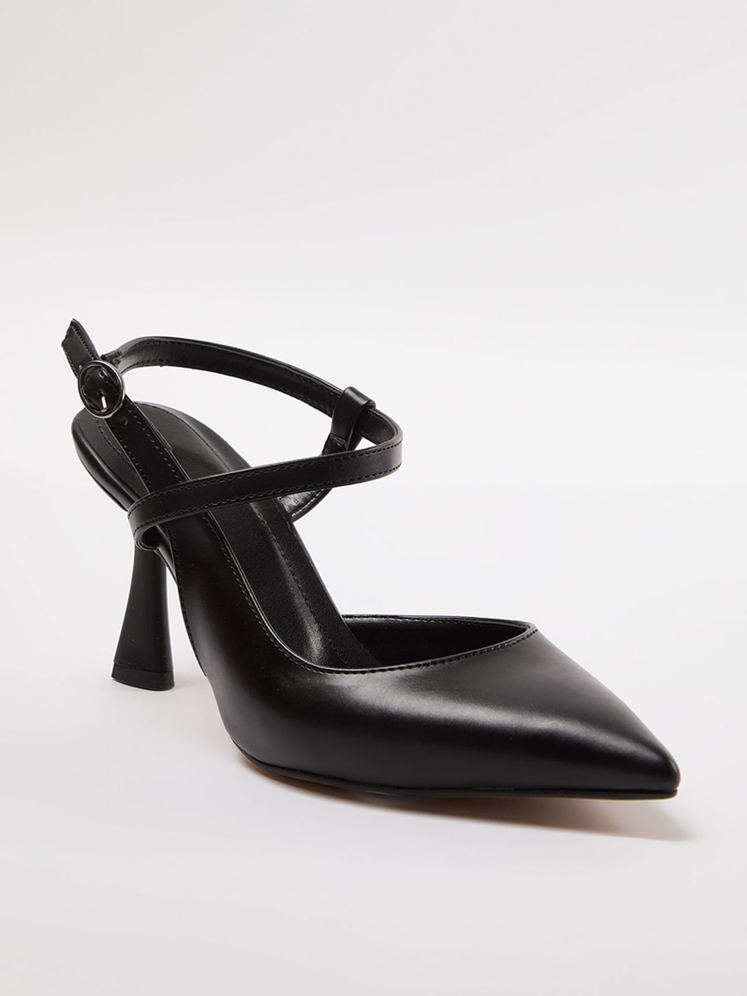 Trendyol Pumps  negru
