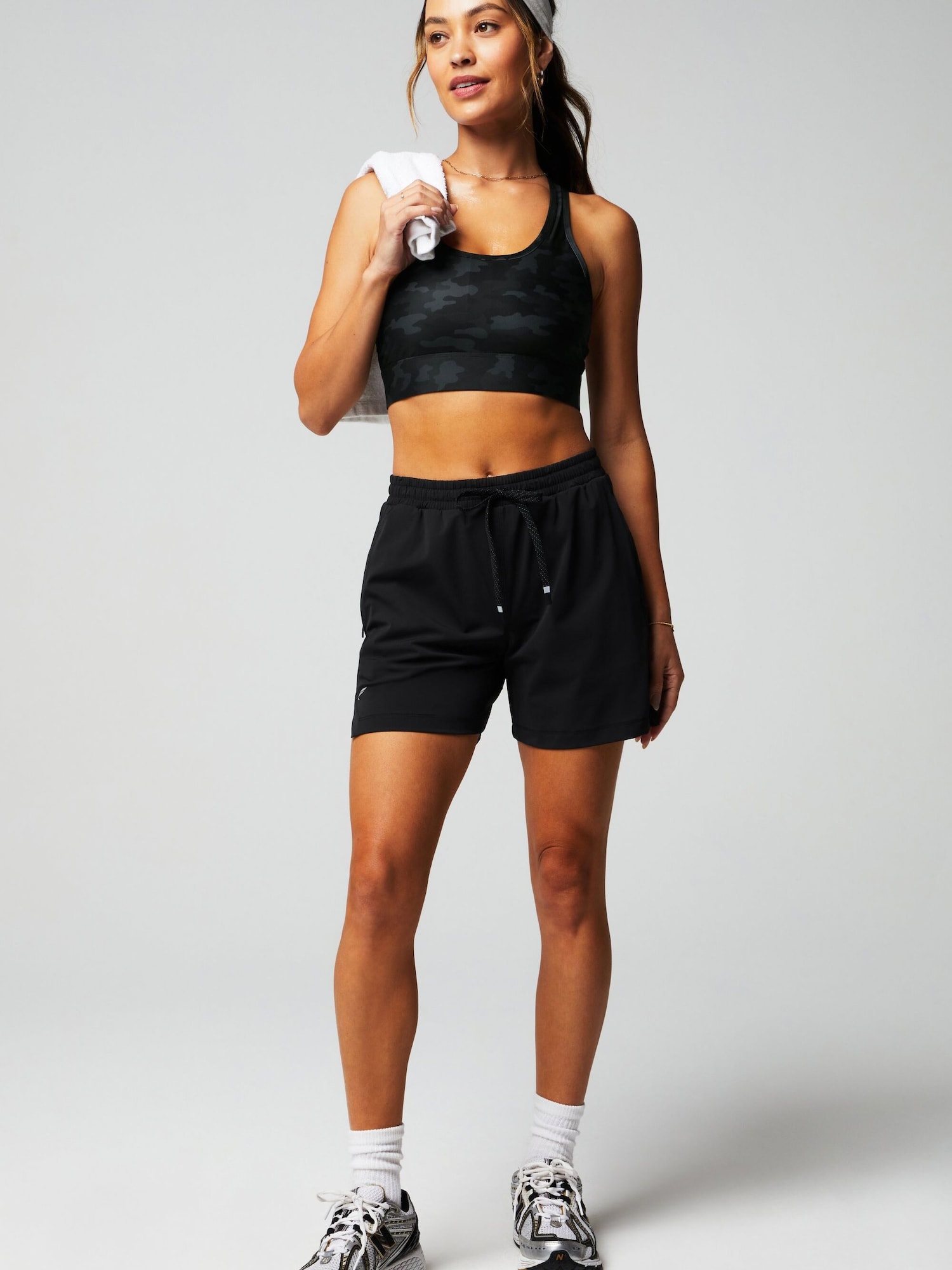Thumbnail - Fabletics Shorts The One Short