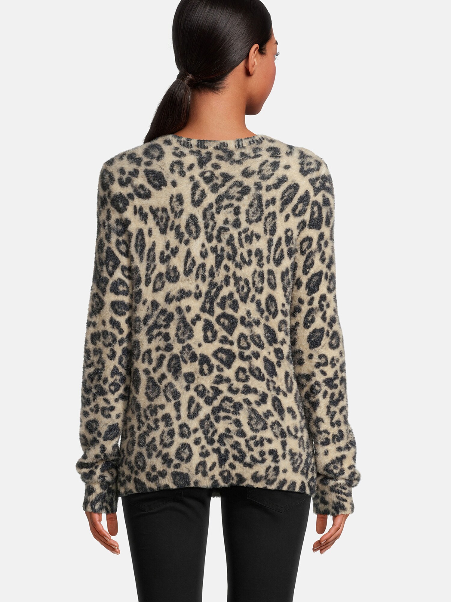 Thumbnail - Pullover