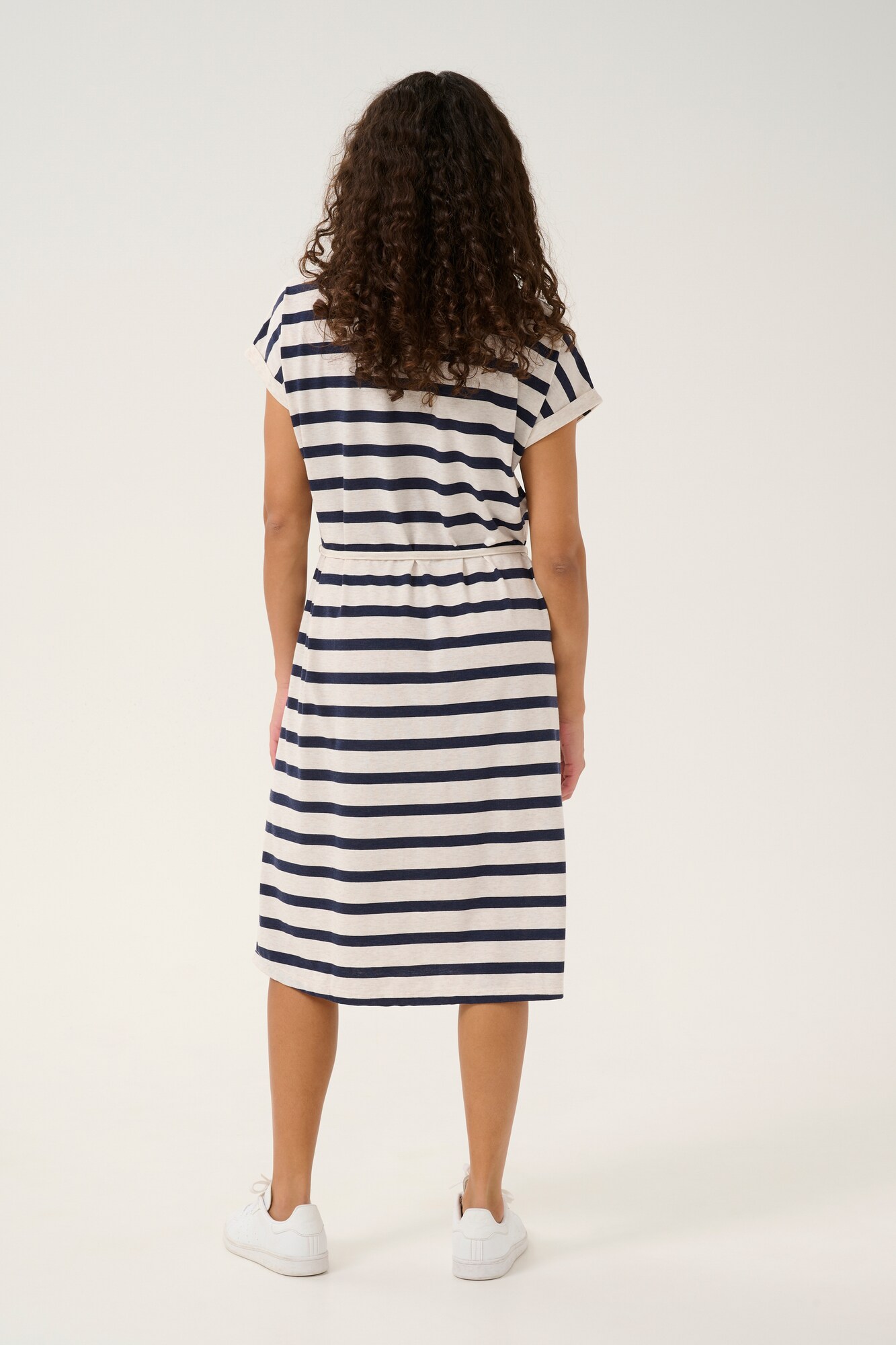 Thumbnail - Cream Kleid CROva