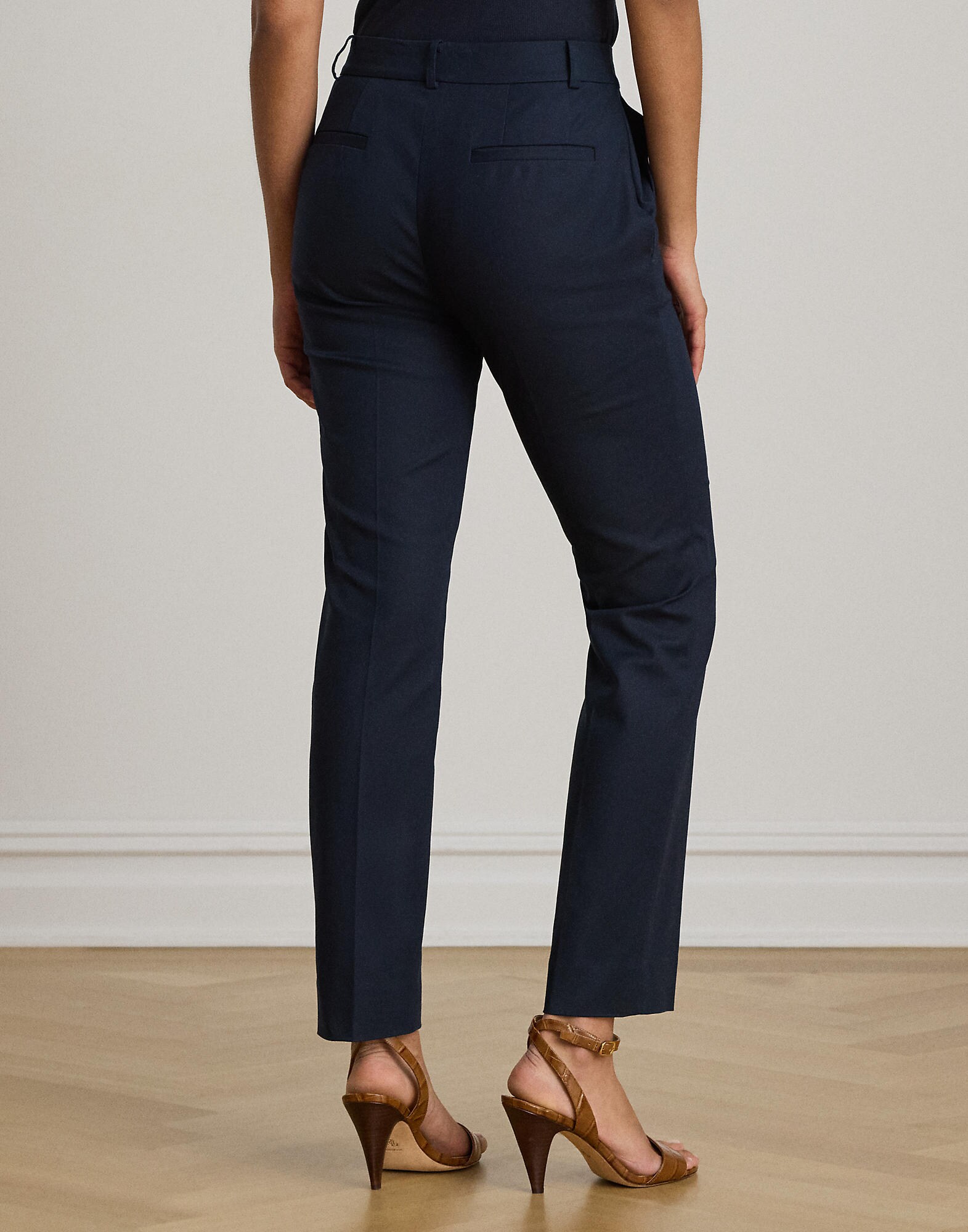Lauren Ralph Lauren Petite Pantalón de pinzas navy – imagen 3