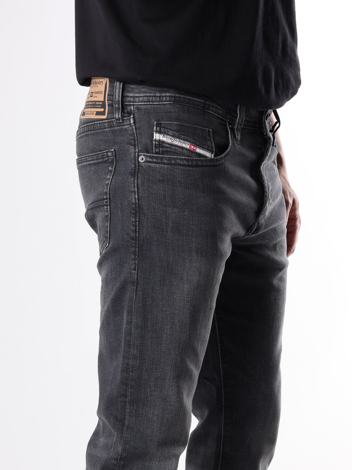 DIESEL Vaquero 'BUSTER-X'  gris oscuro – imagen 4