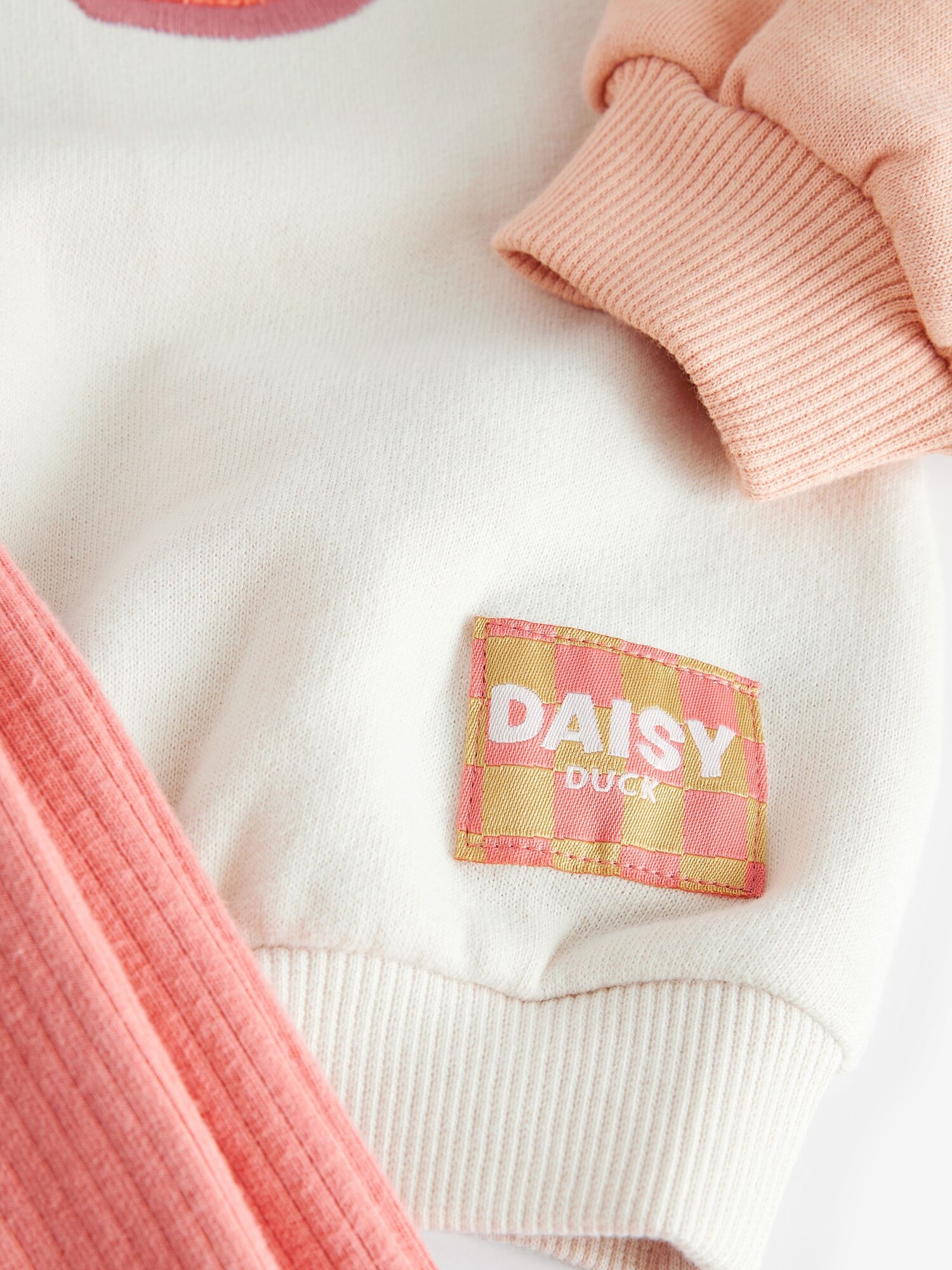 Thumbnail - Set 'Daisy Duck '