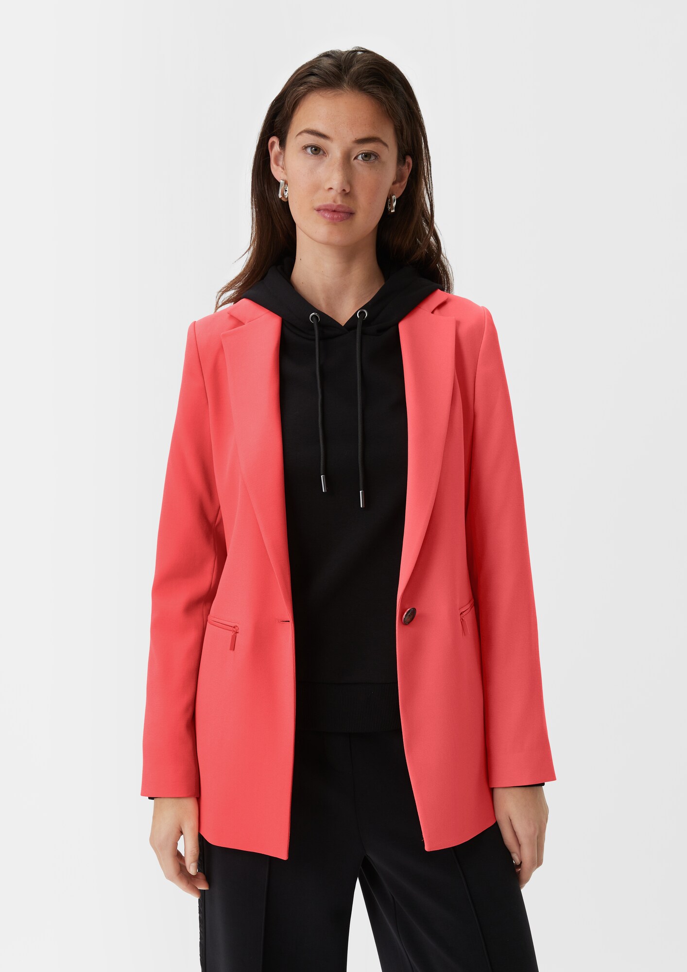 Thumbnail - Blazer