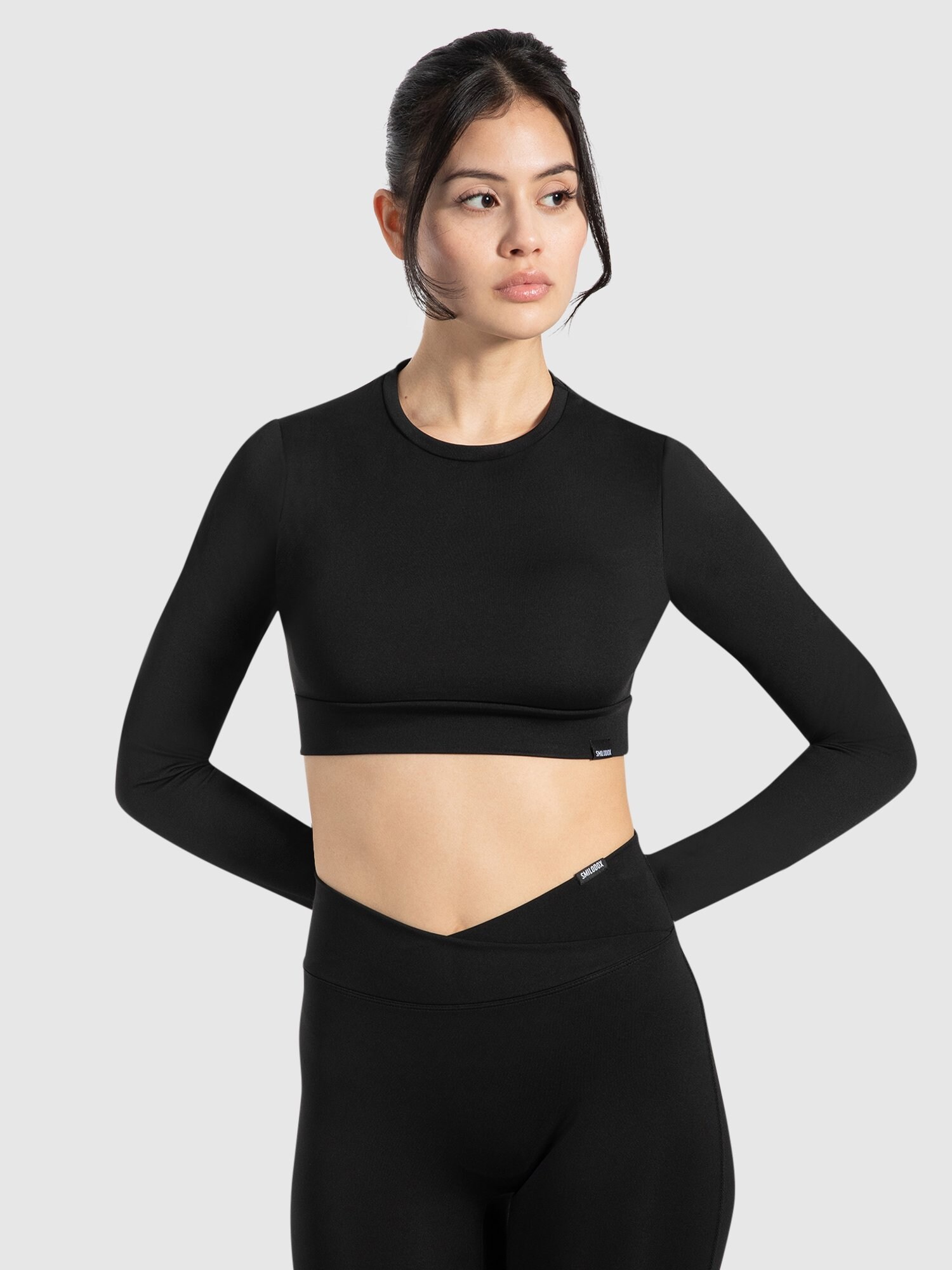 Thumbnail - Smilodox Crop Longsleeve Tisha