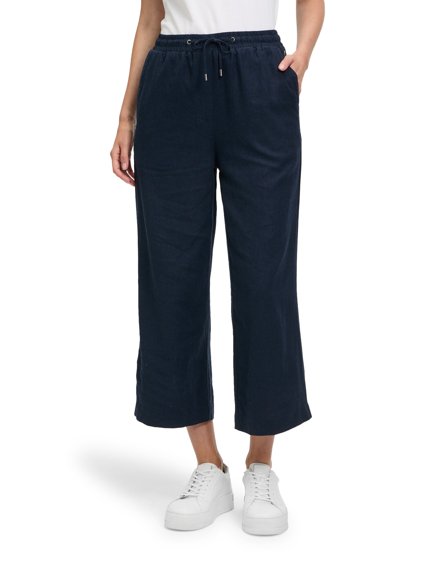 Thumbnail - Hose