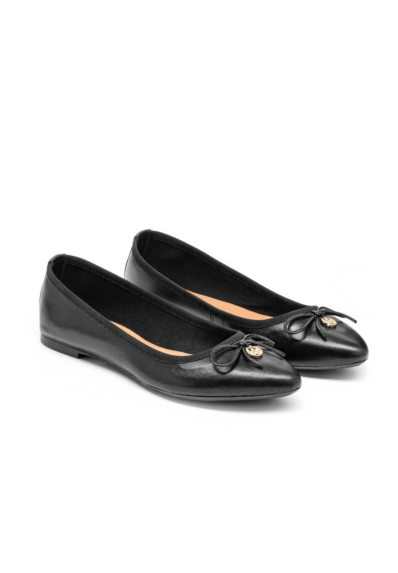 Thumbnail - Kazar Ballerina