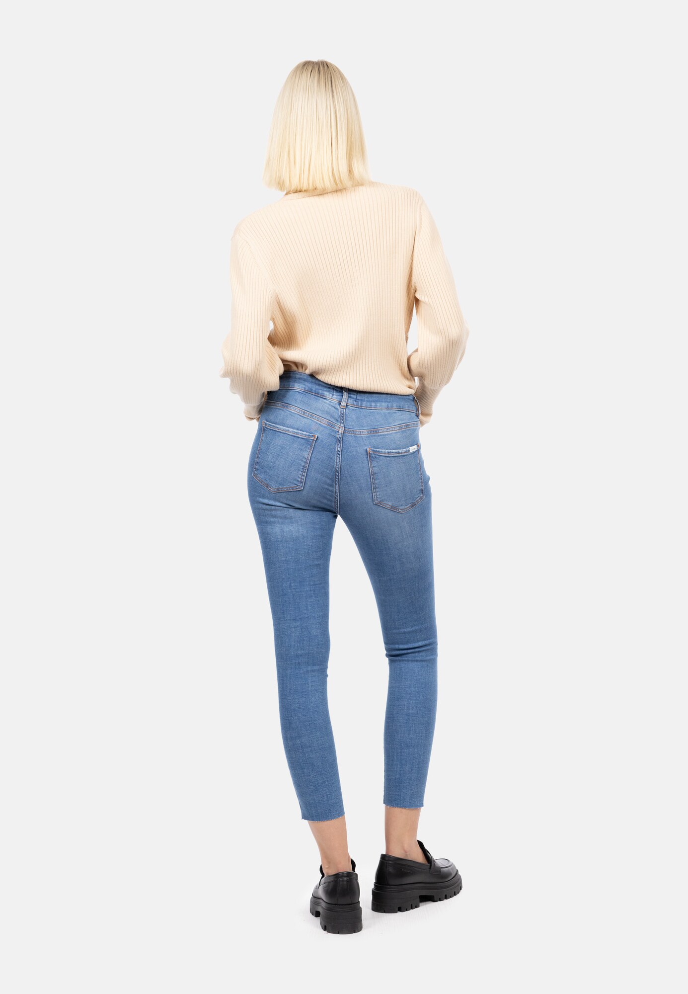 Thumbnail - Suri Frey Skinny Jeans SFY Freyday