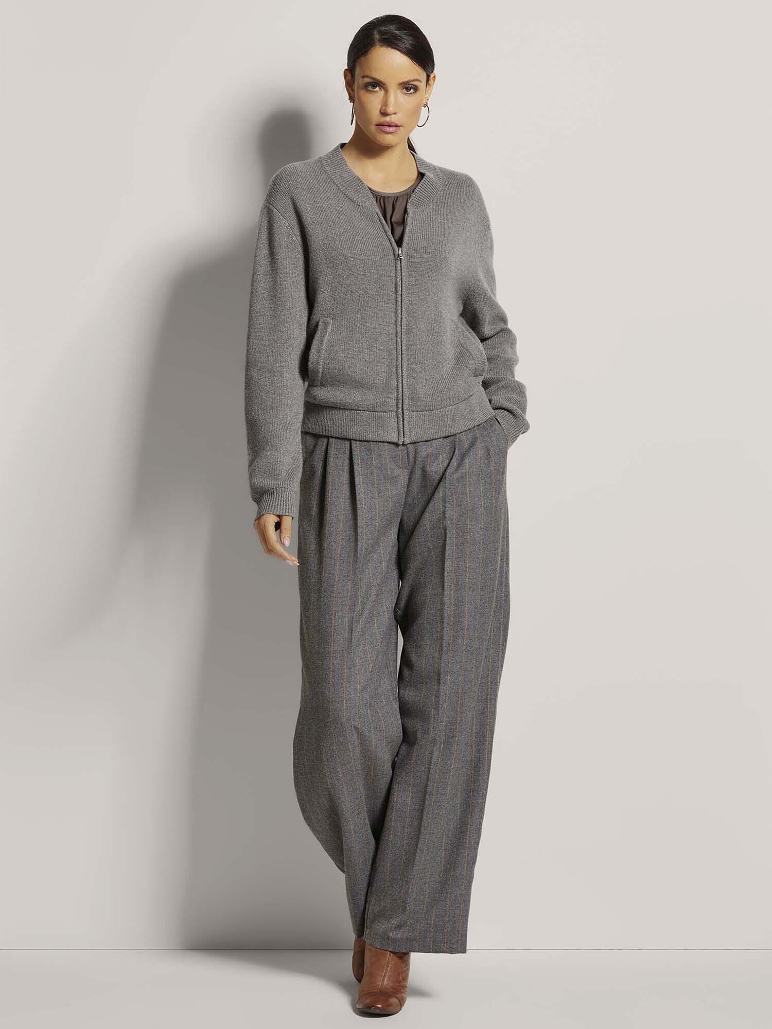 Thumbnail - MADELEINE Strickblouson