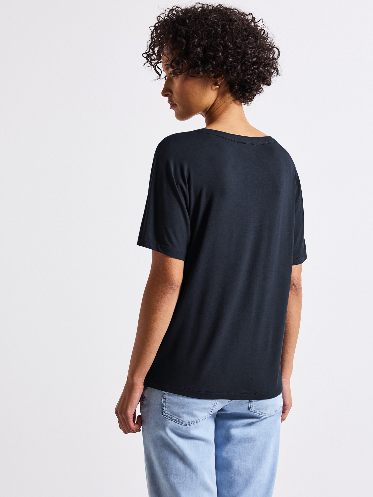 Thumbnail - T-Shirt