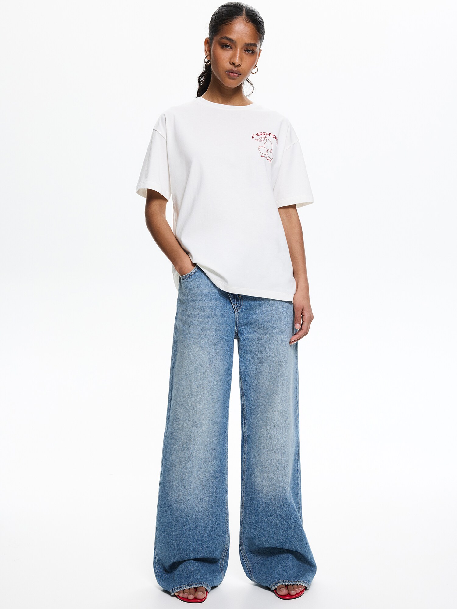 Thumbnail - T-Shirt