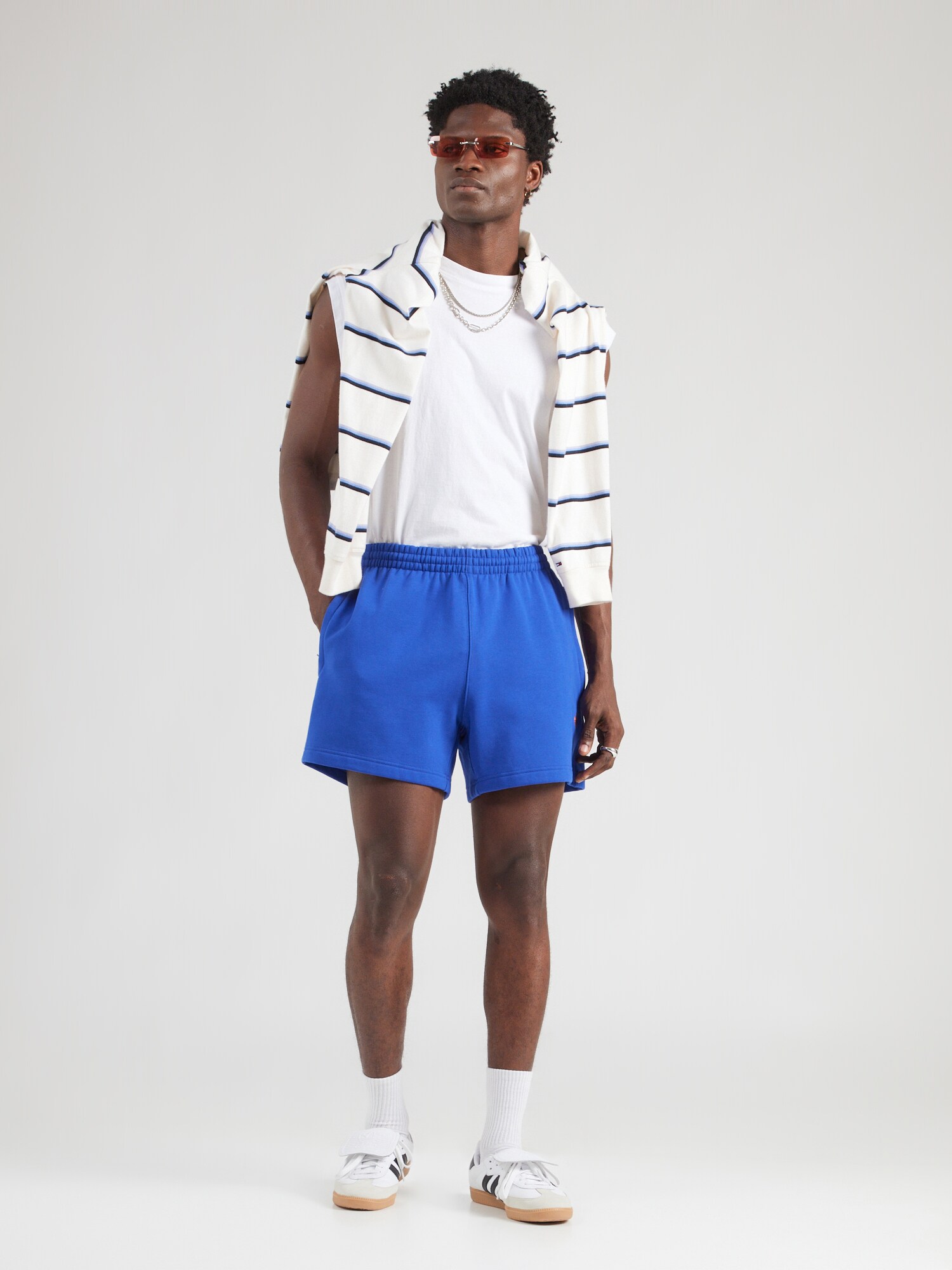 ADIDAS ORIGINALS Pantalón 'ESSENTIALS '  azul – imagen 4