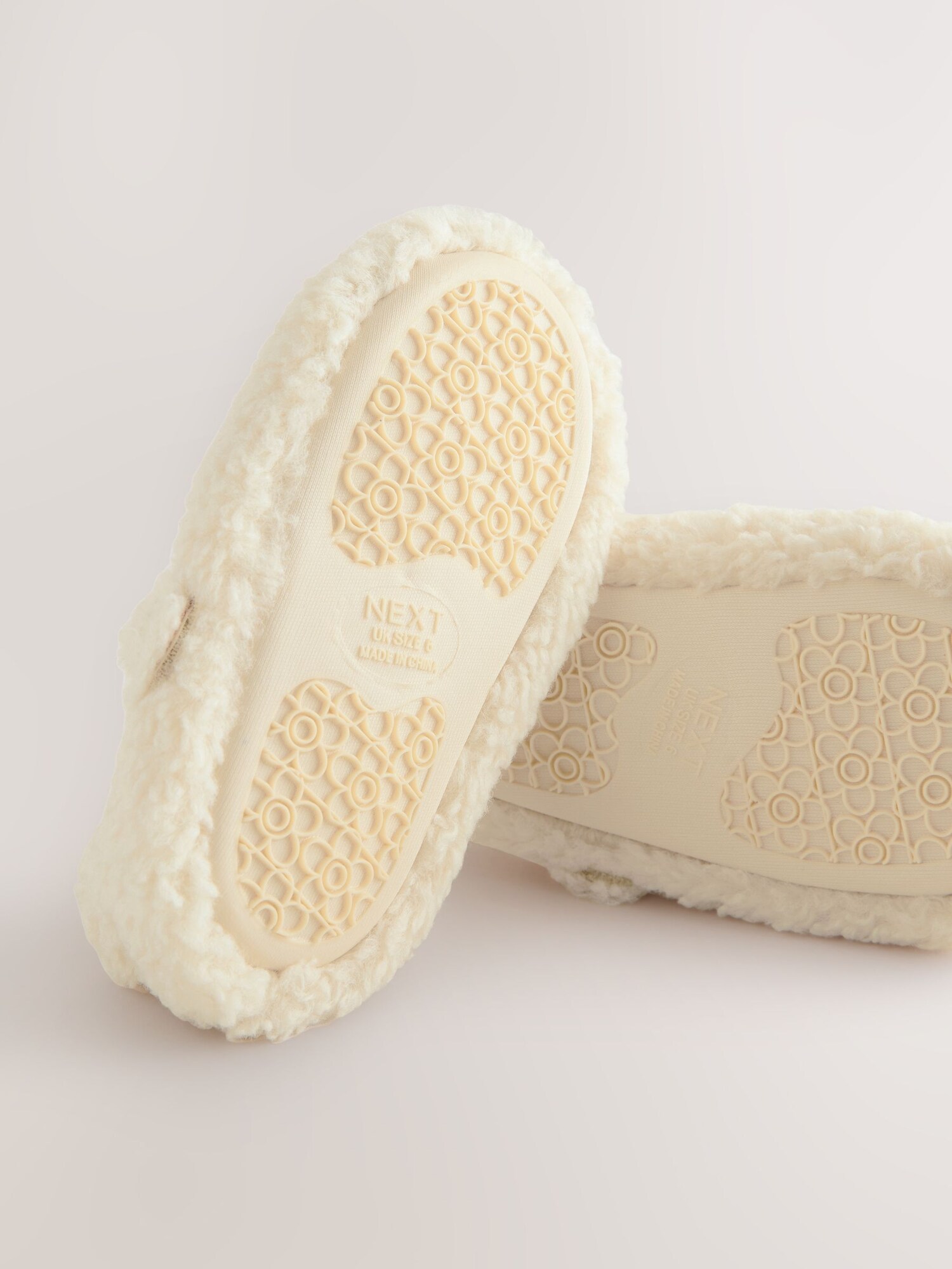 Thumbnail - Next Hausschuh