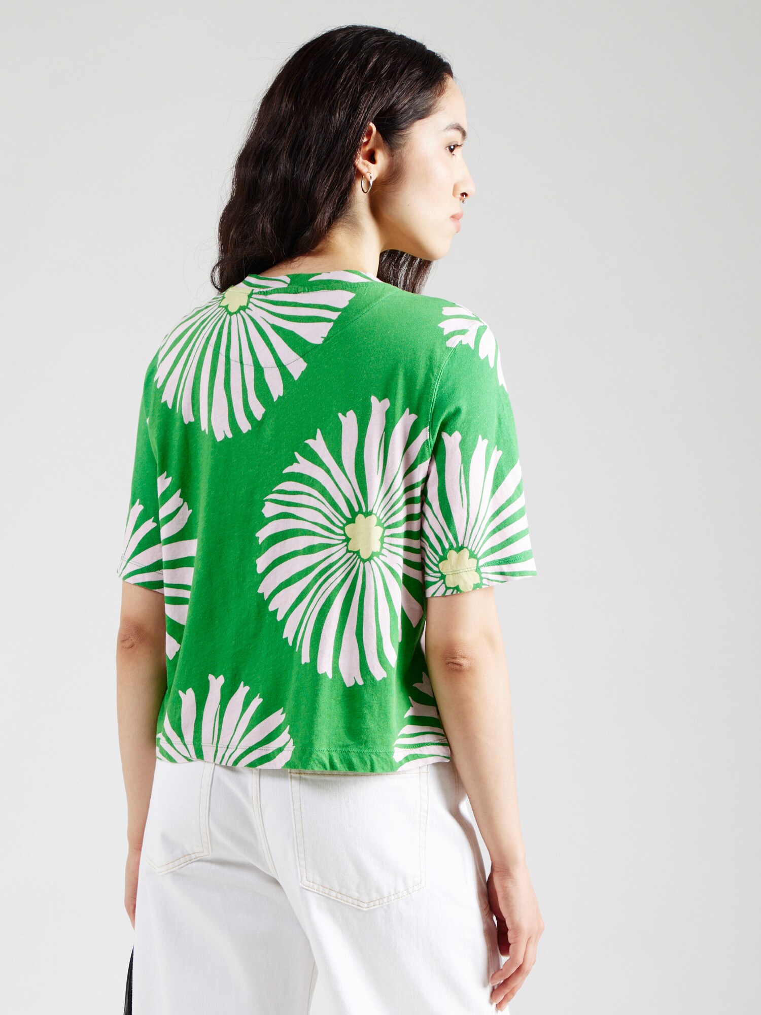 Thumbnail - T-Shirt