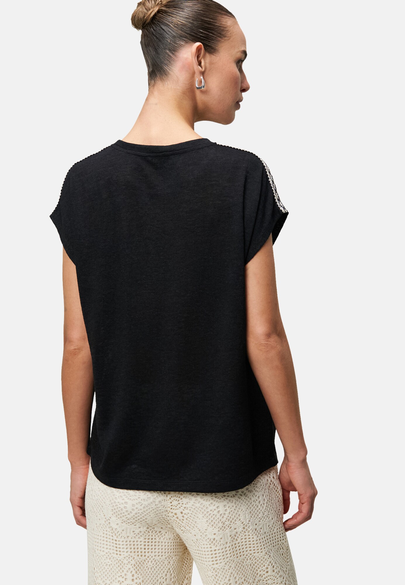 Thumbnail - Shirt