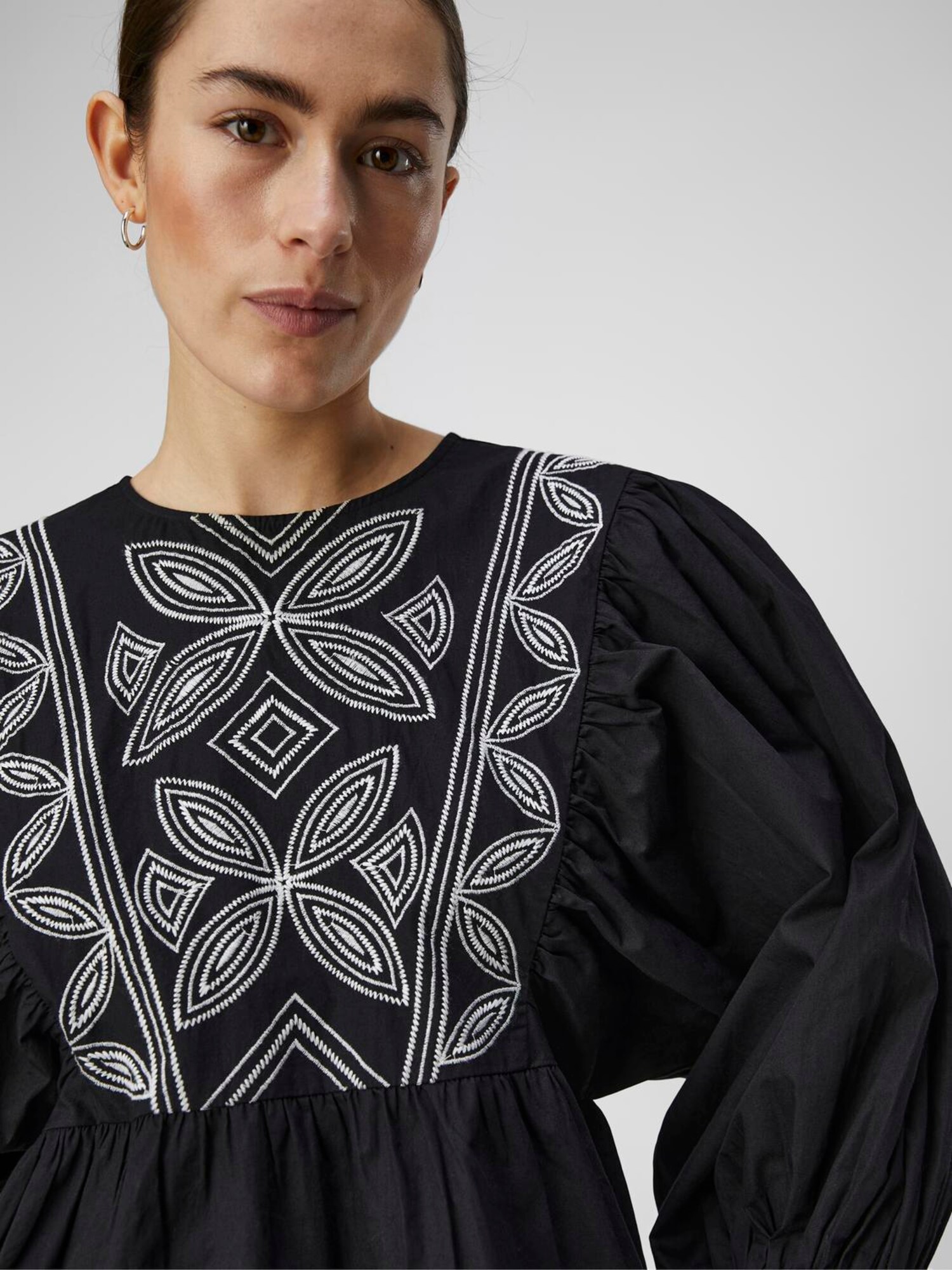 OBJECT Blúzka 'Ali' čierna / biela (obrázok 5)