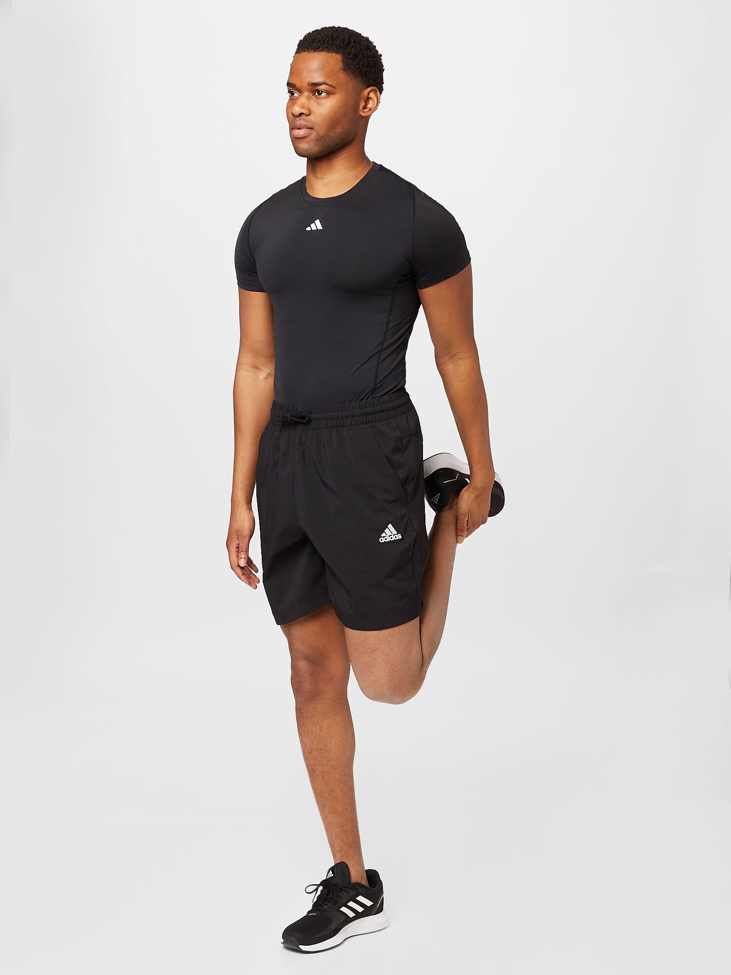 Thumbnail - Sportshorts 'Essentials Chelsea'