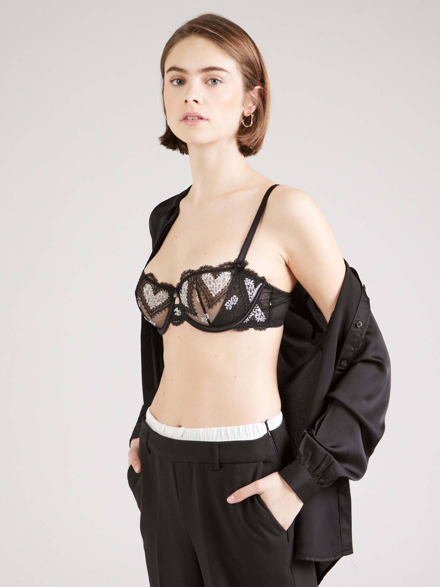Boux Avenue Melltartó 'AMORE'  fekete / fehér termék 2. képe