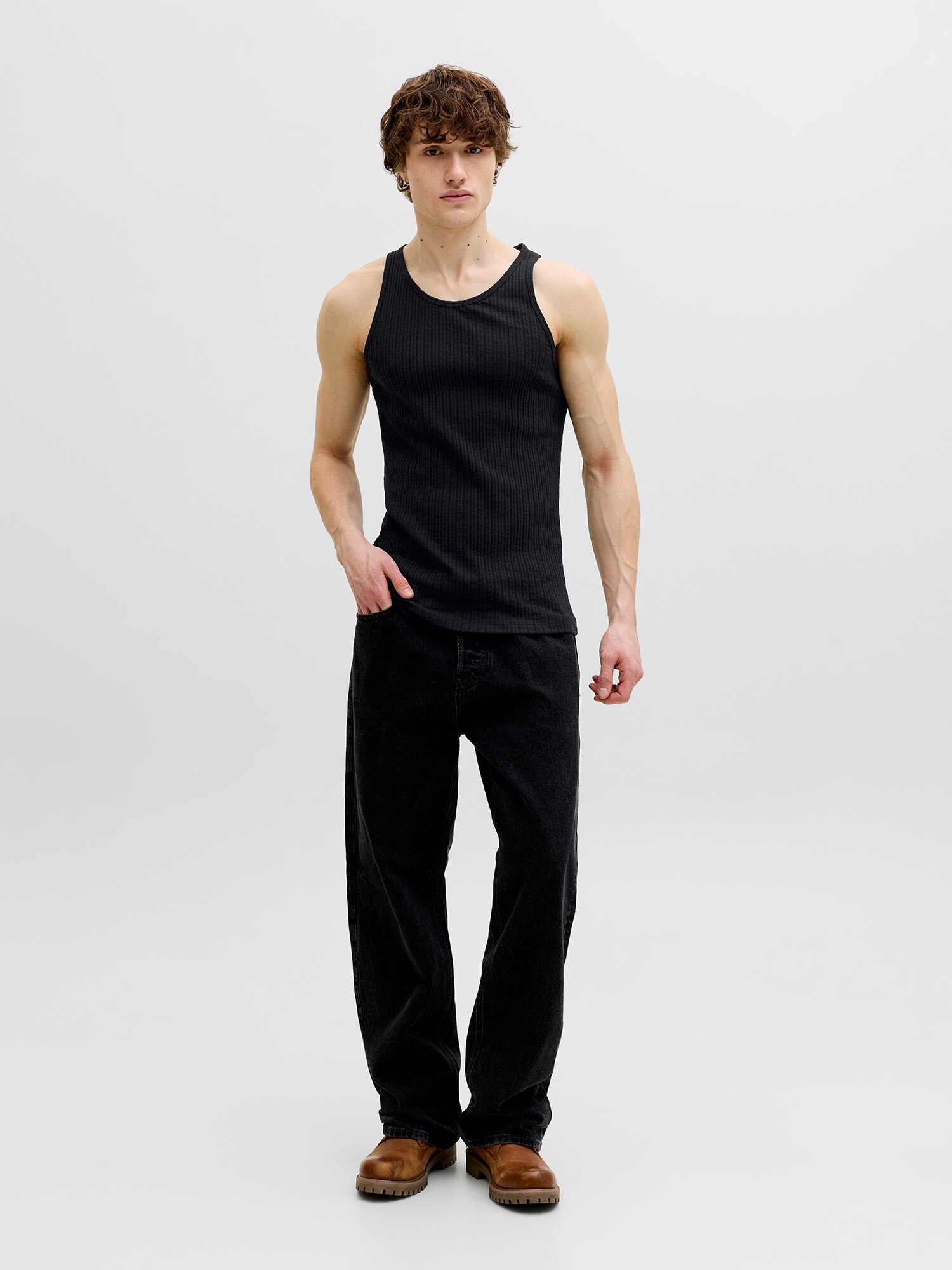 JACK & JONES Tričko 'Jormaine'  čierna (obrázok 4)