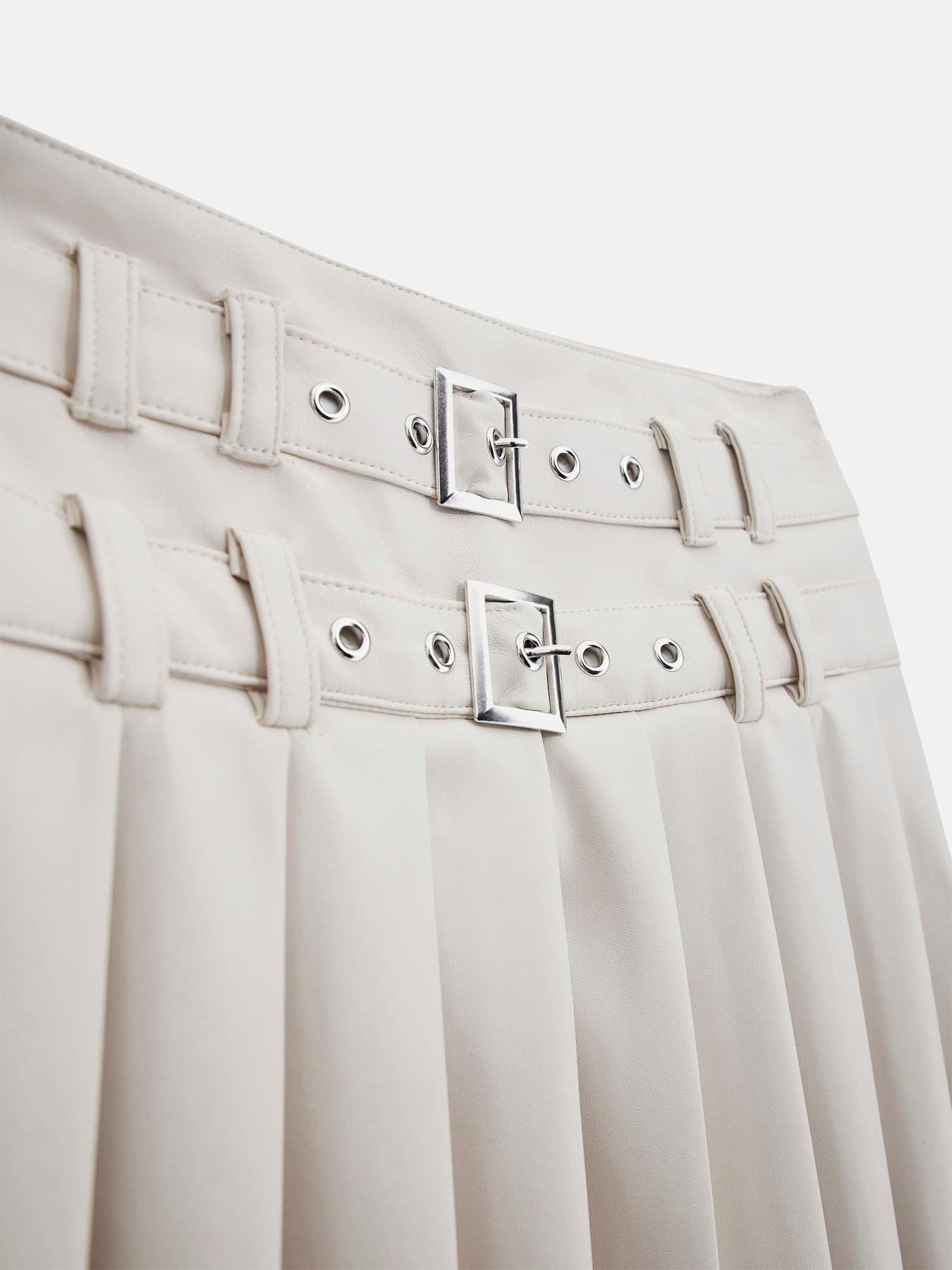 Thumbnail - GUESS Rock