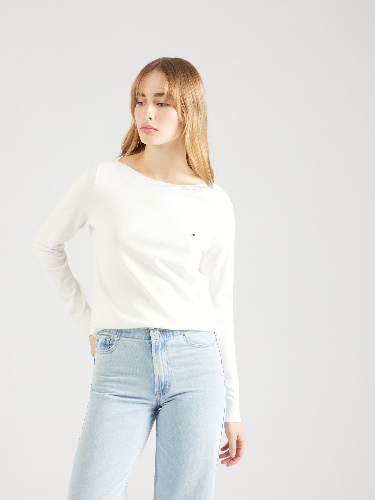 TOMMY HILFIGER Pulóver  fehér termék 2. képe