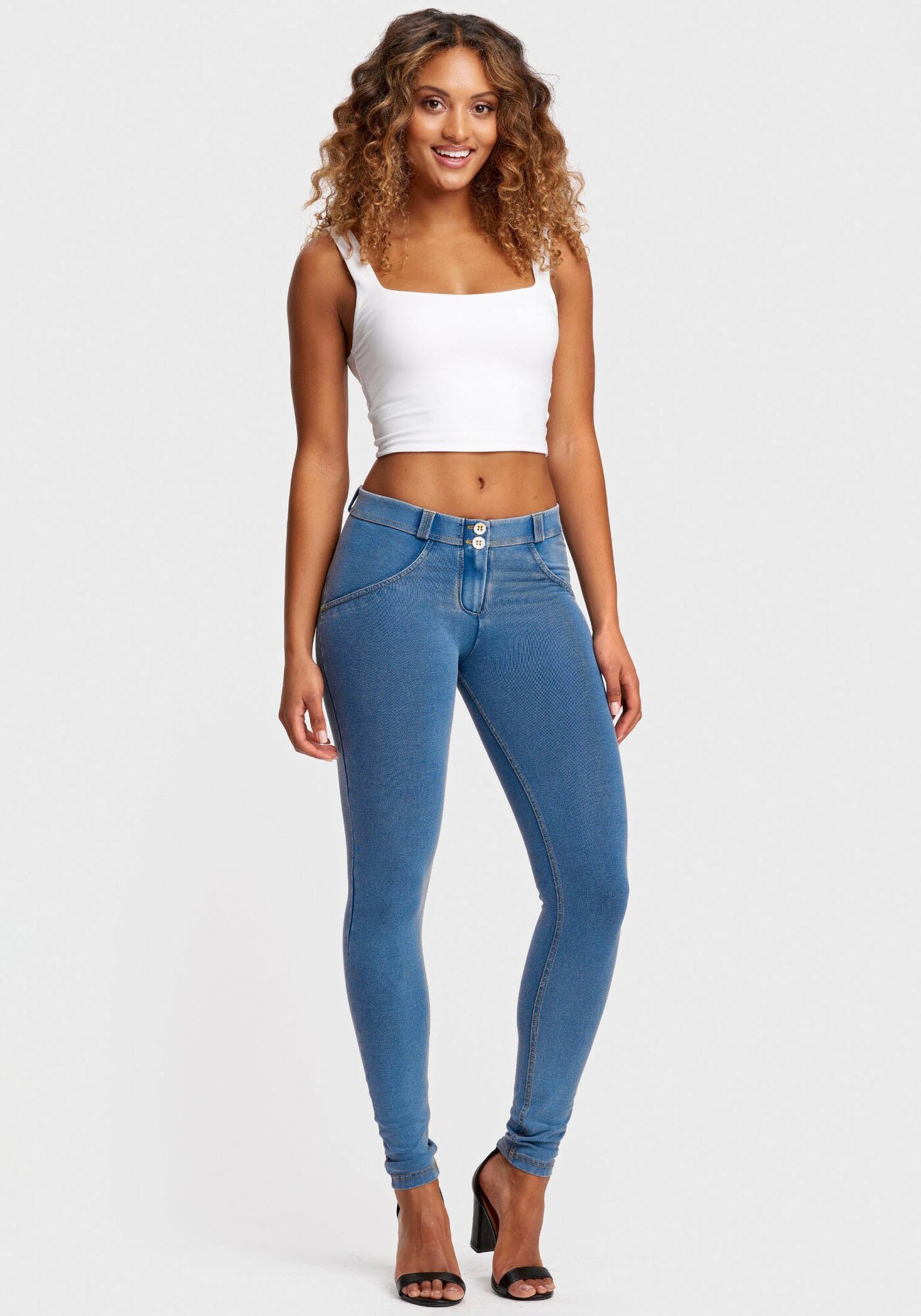 Thumbnail - Jeans