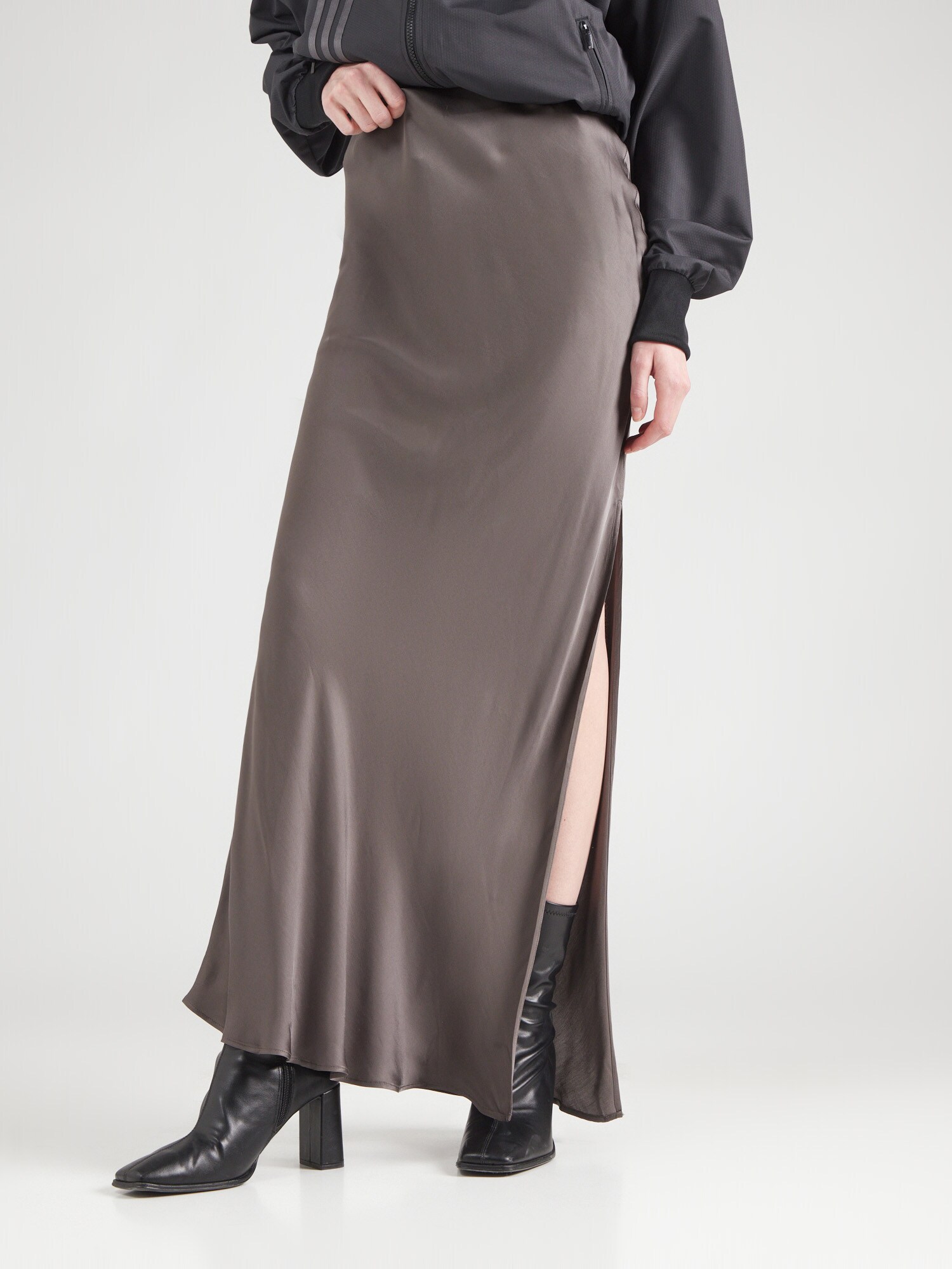 Thumbnail - WEEKDAY Rock Oka