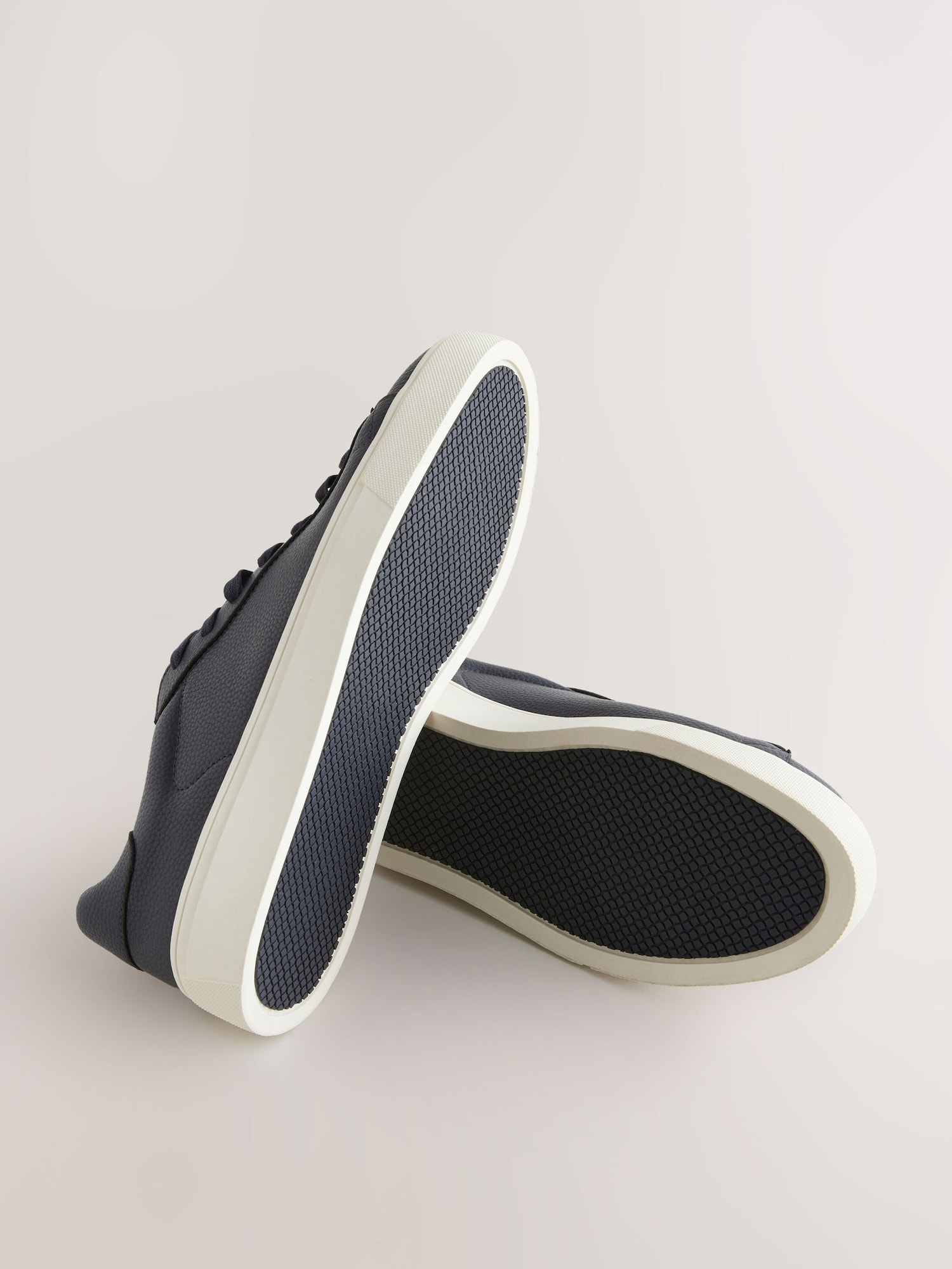 Thumbnail - Sneaker