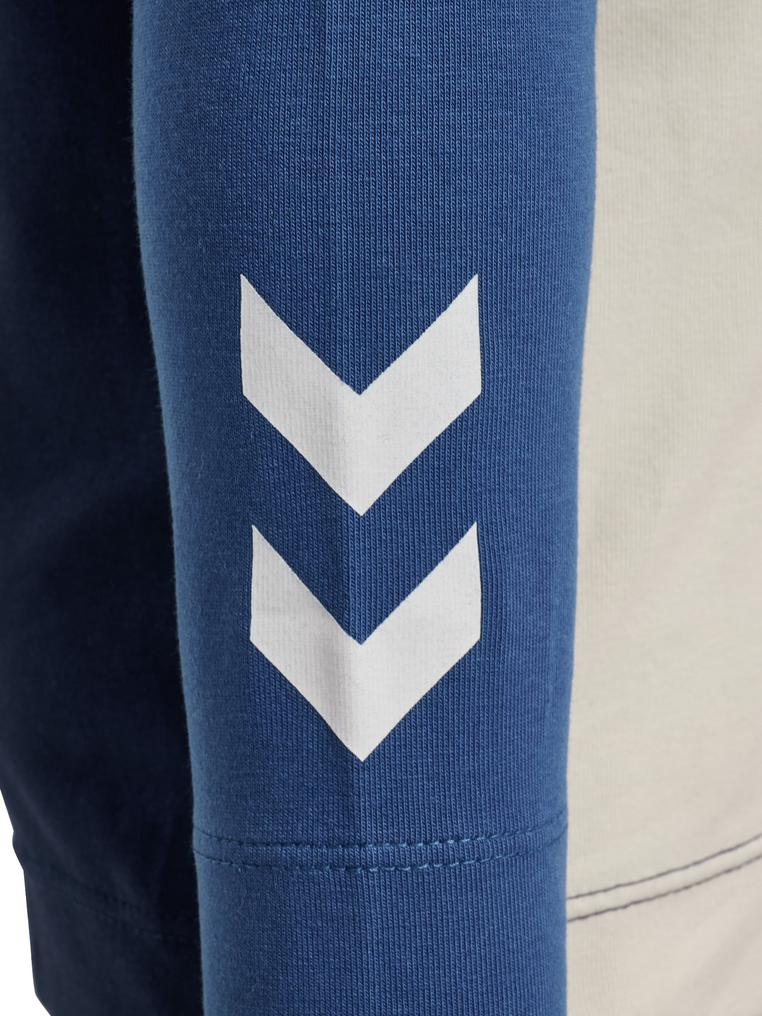 Thumbnail - Shirt