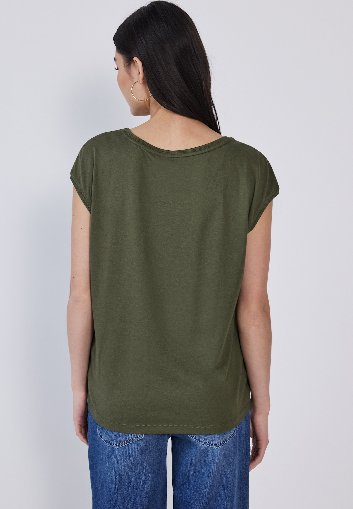 Thumbnail - Shirt