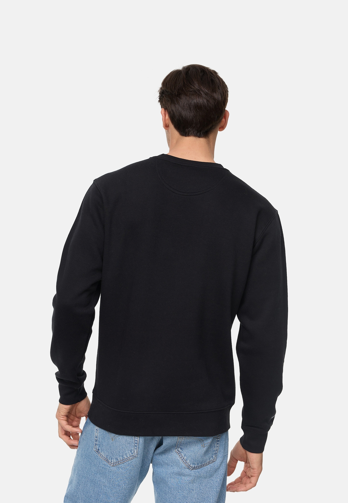 Thumbnail - smiler. Sweatshirt dude.