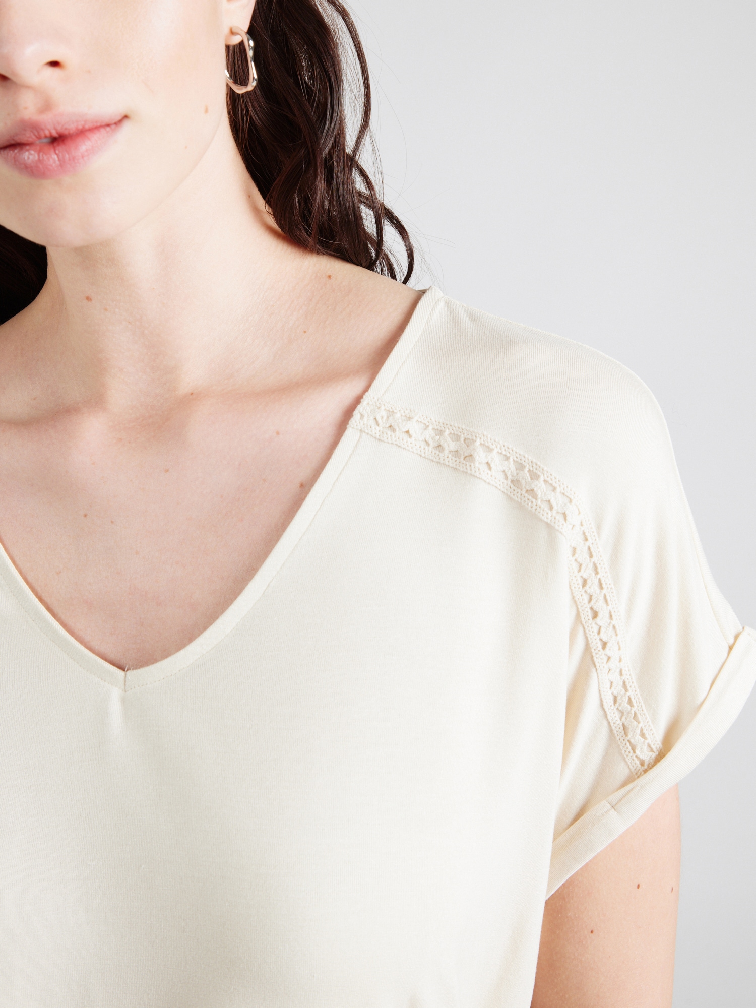 VERO MODA Tričko 'VMVANESSA' krémová (obrázok 5)