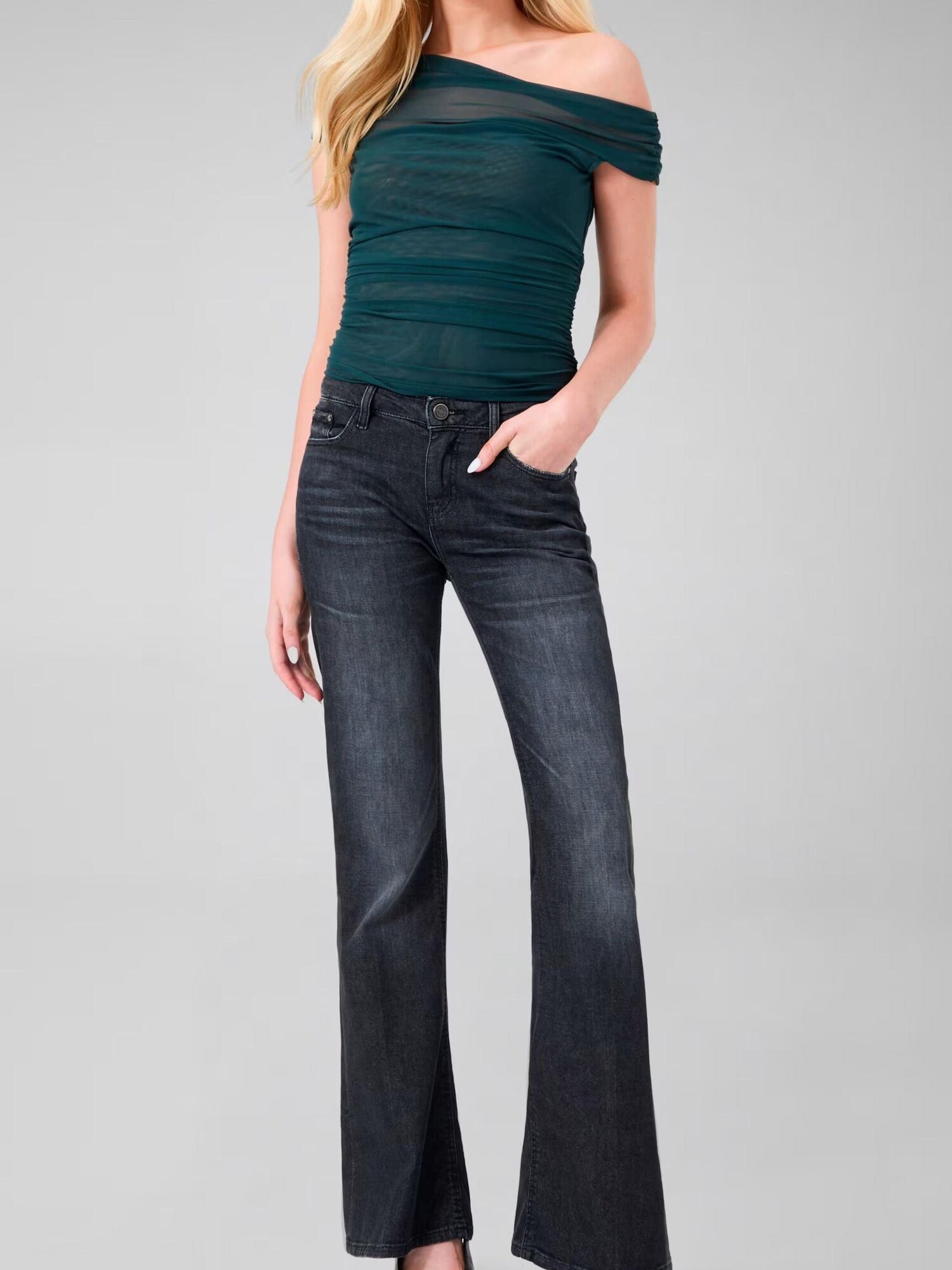 GUESS Vaquero 'BEVERLY LOW RISE W6BAJ7 D2088' negro – imagen 5