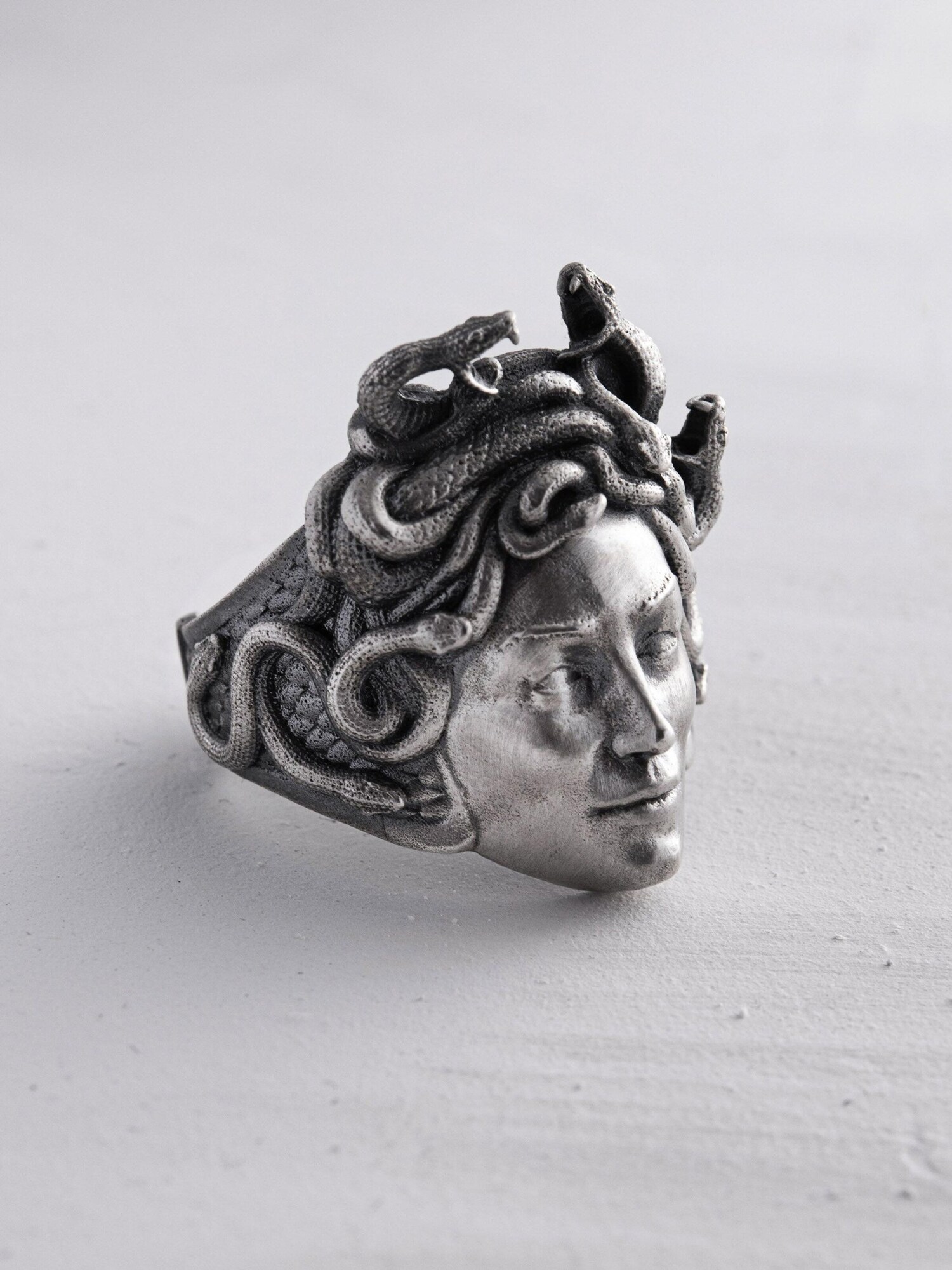REYTEL Anello 'GORGON MEDUSA'  argento
