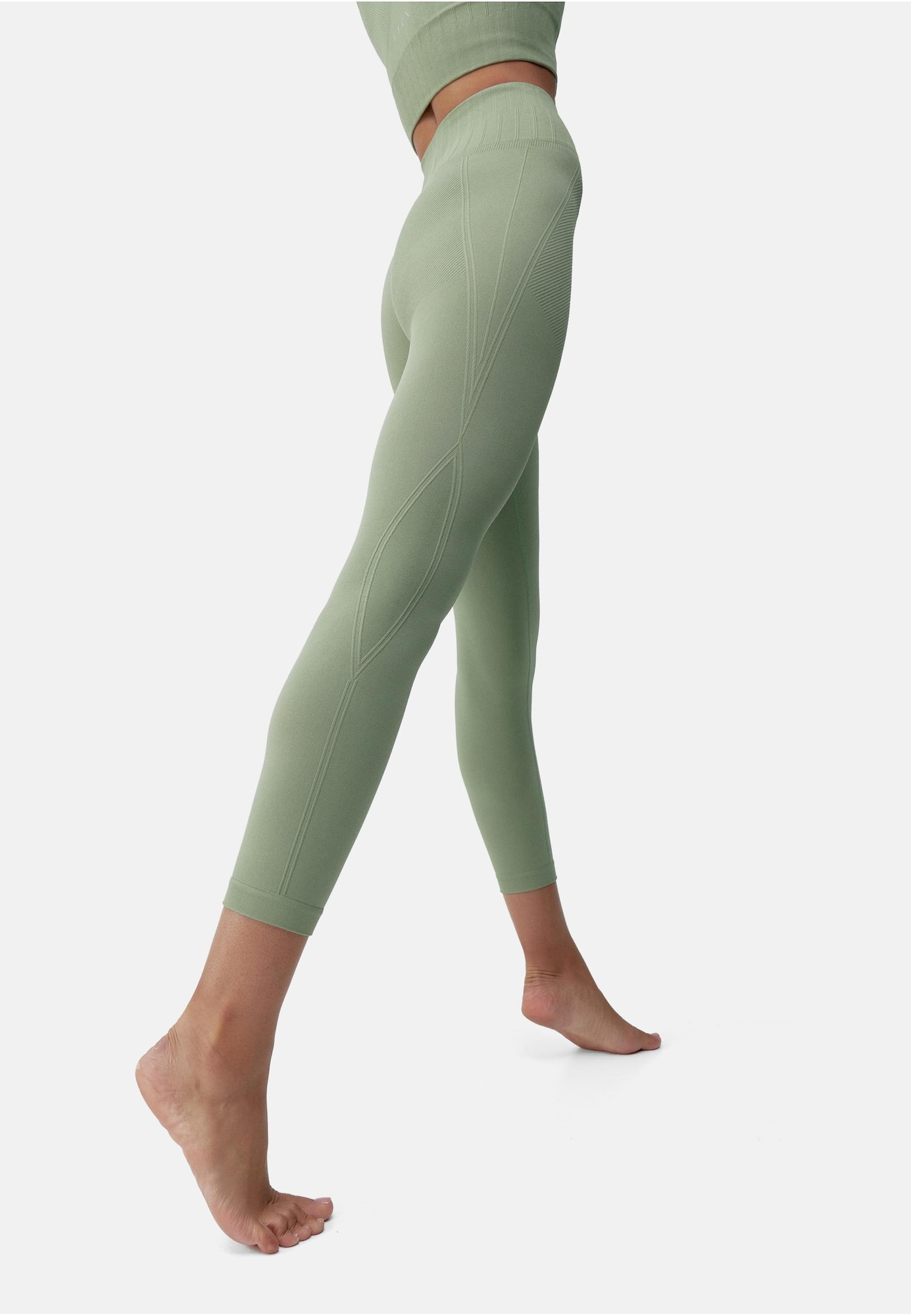 Thumbnail - Born Living Yoga Leggings Annapurna