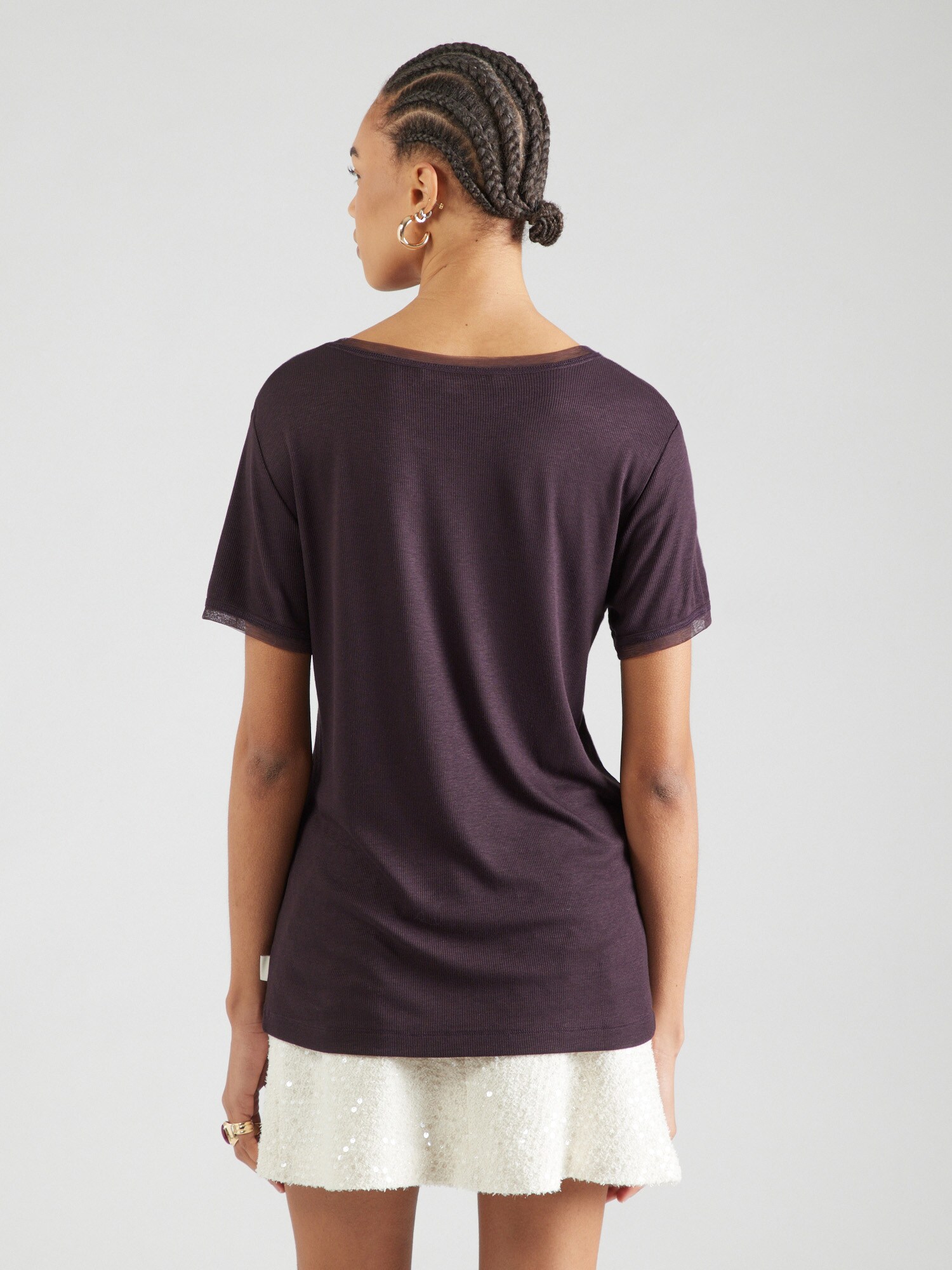 Thumbnail - T-Shirt