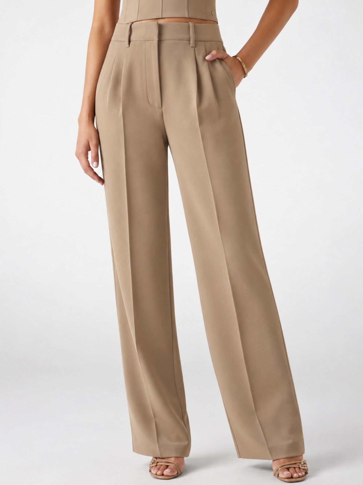 GUESS Pantalón plisado 'THEOLINE PERFECT' taupe – imagen 2