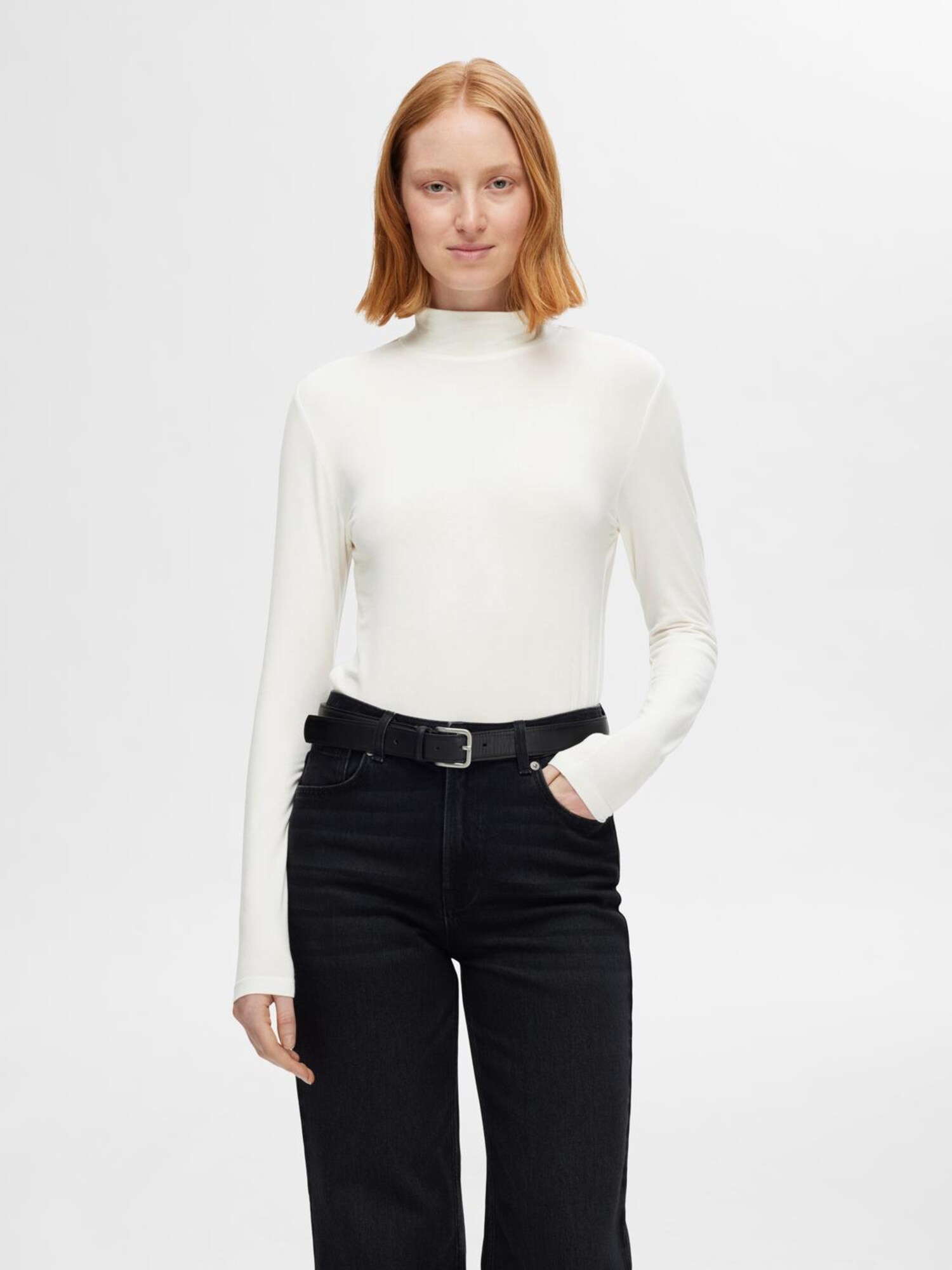 SELECTED FEMME Póló 'Manja'  fehér termék 2. képe