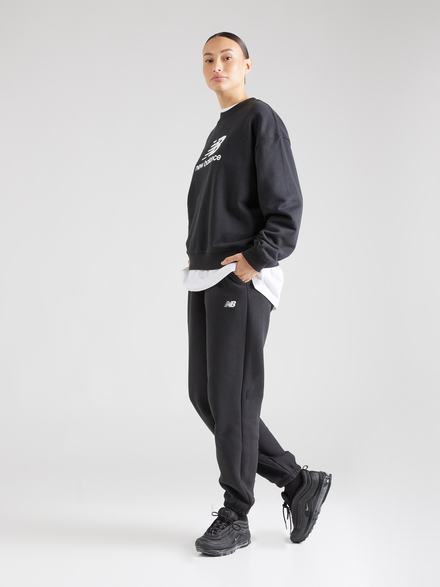 Thumbnail - Sweatshirt 'Essentials'
