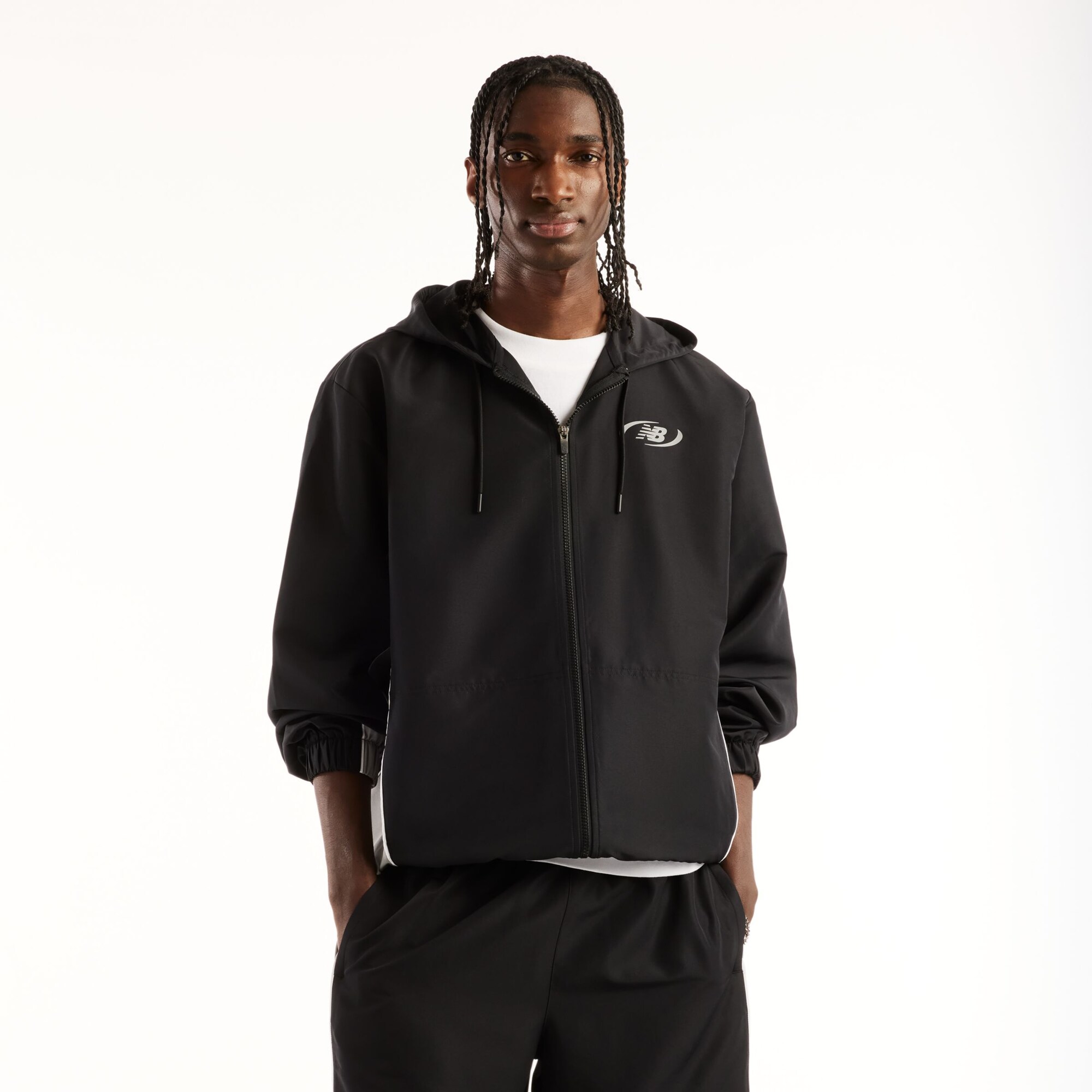 New balance Chaqueta de entretiempo 'Trackside' gris oscuro / negro / blanco – imagen 2