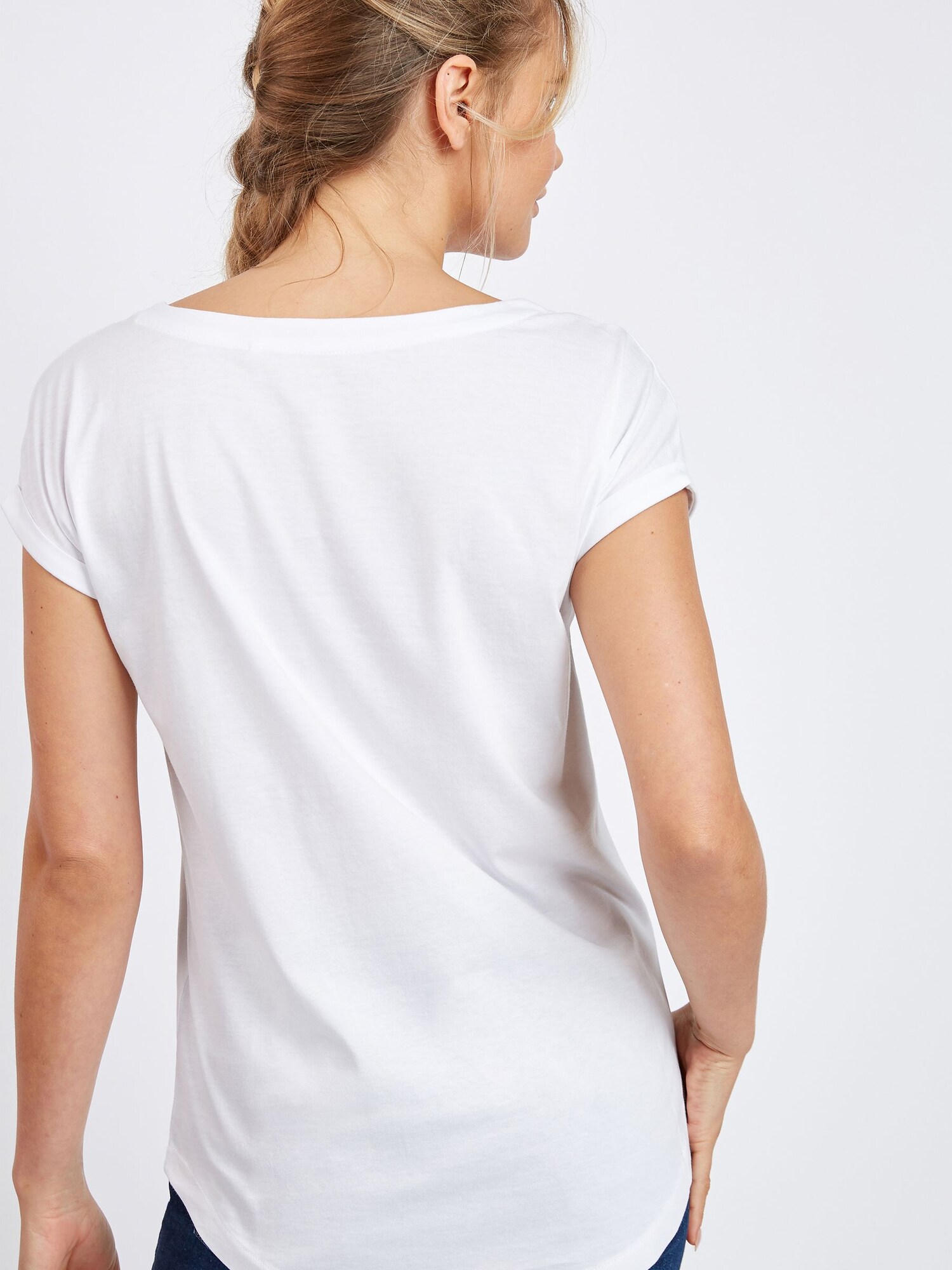 Thumbnail - T-Shirt