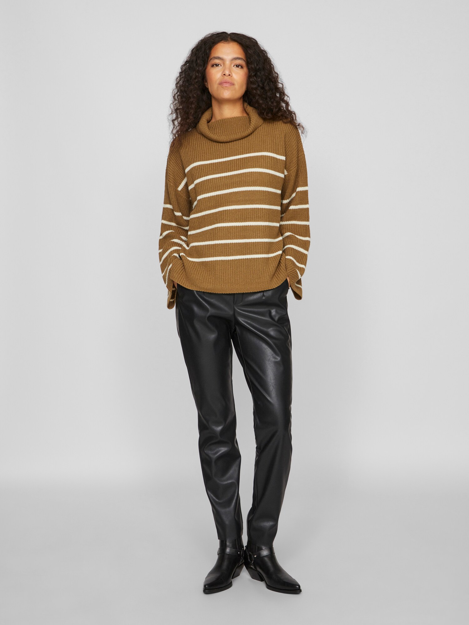 Thumbnail - Pullover