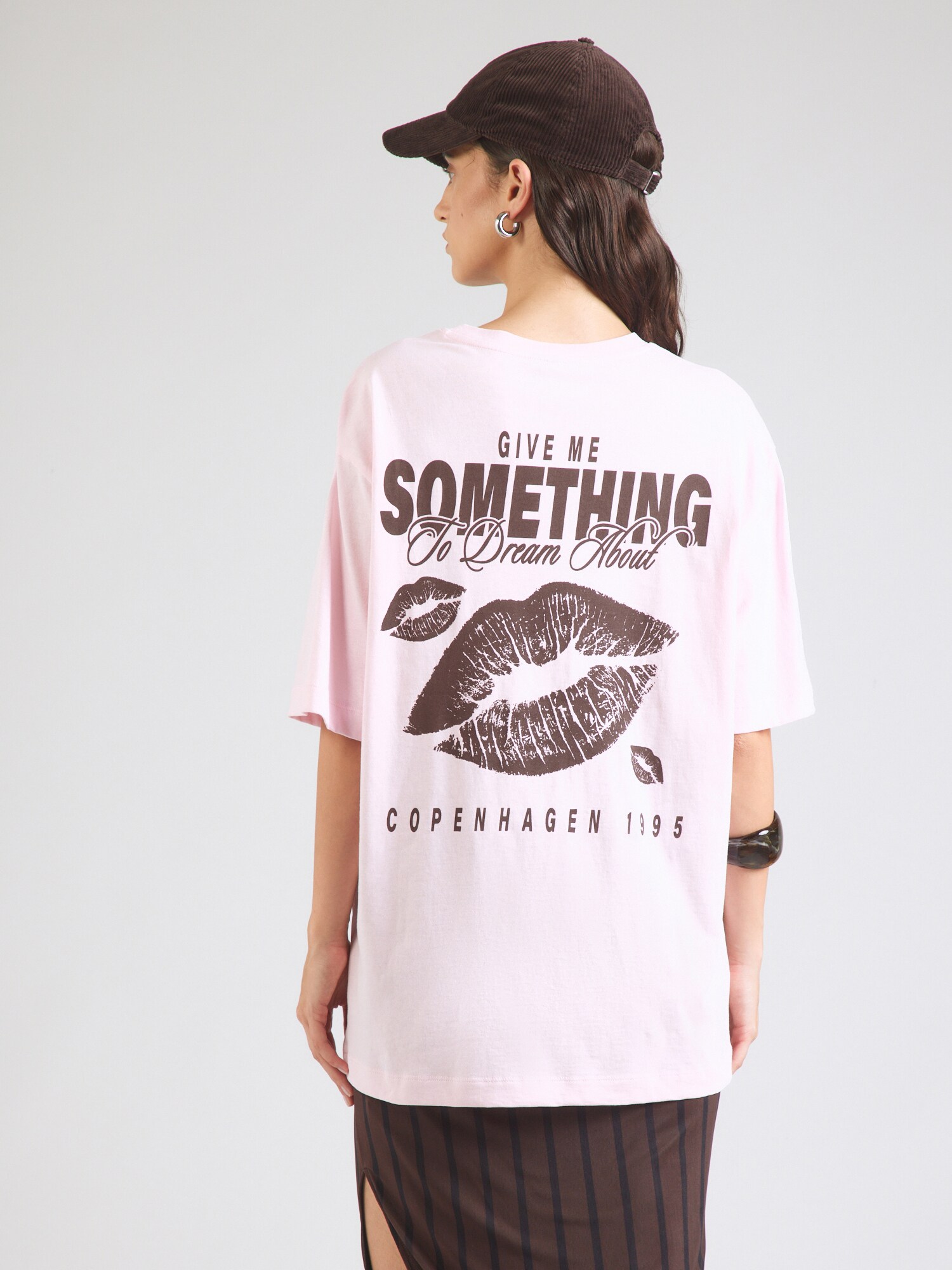 Thumbnail - VERO MODA T-Shirt VMLAURA