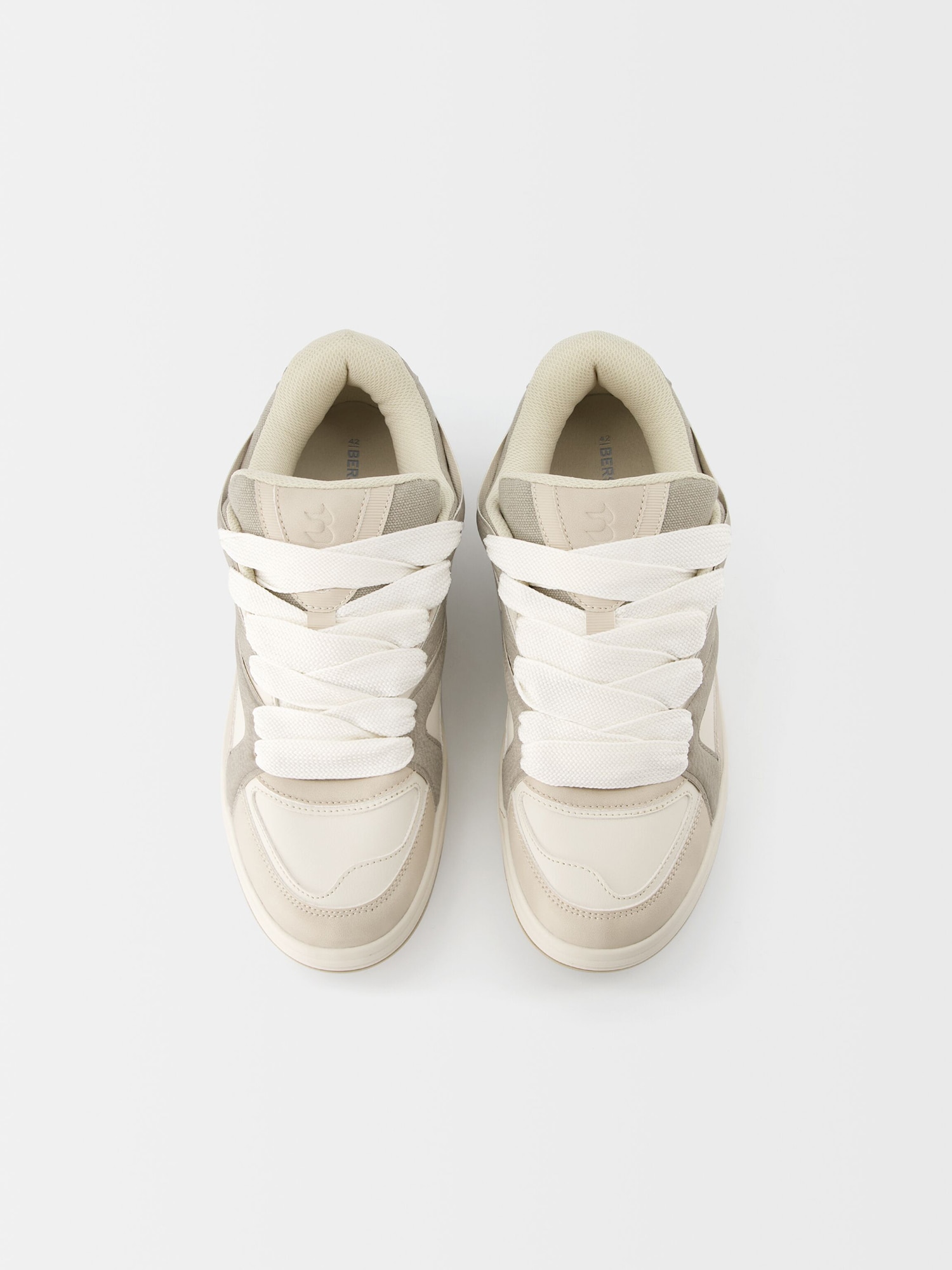 Thumbnail - Sneaker
