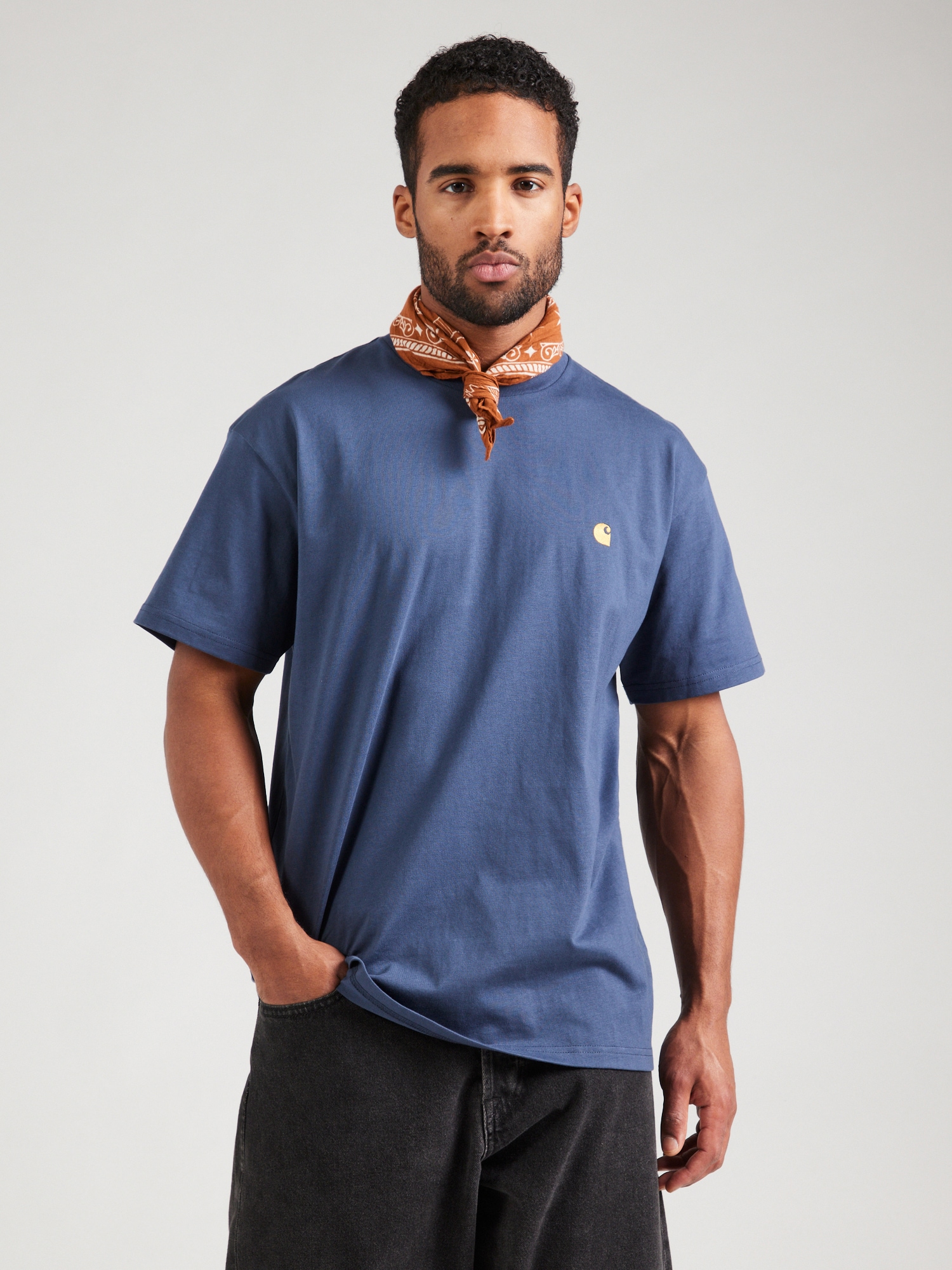 Carhartt WIP Póló 'Chase' zafir termék 2. képe