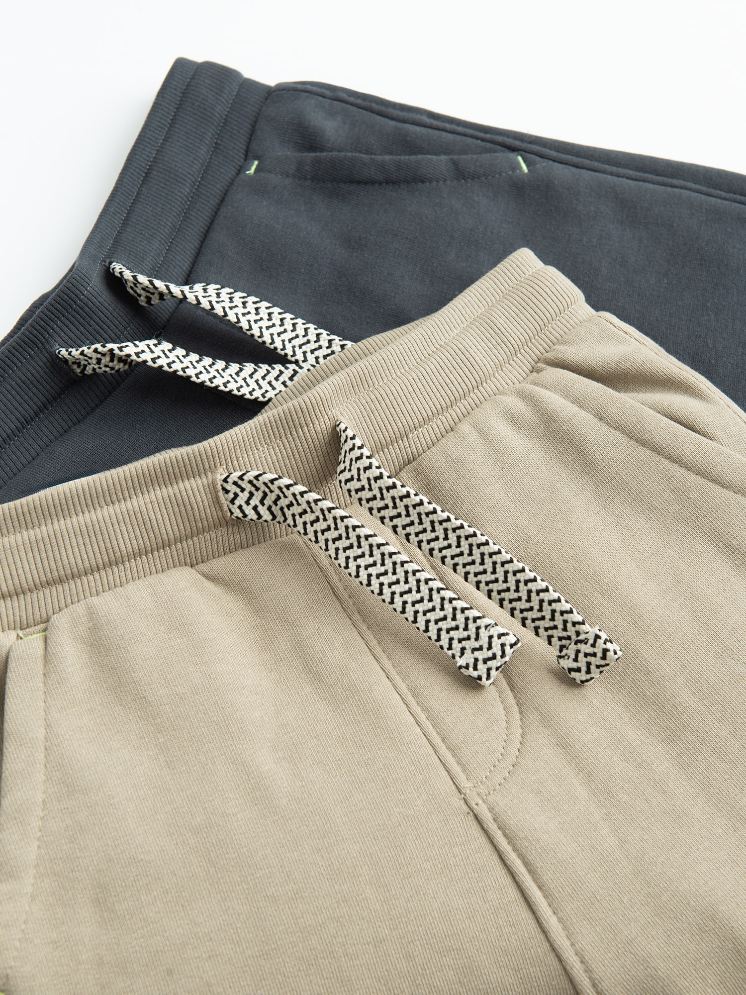Thumbnail - Hose