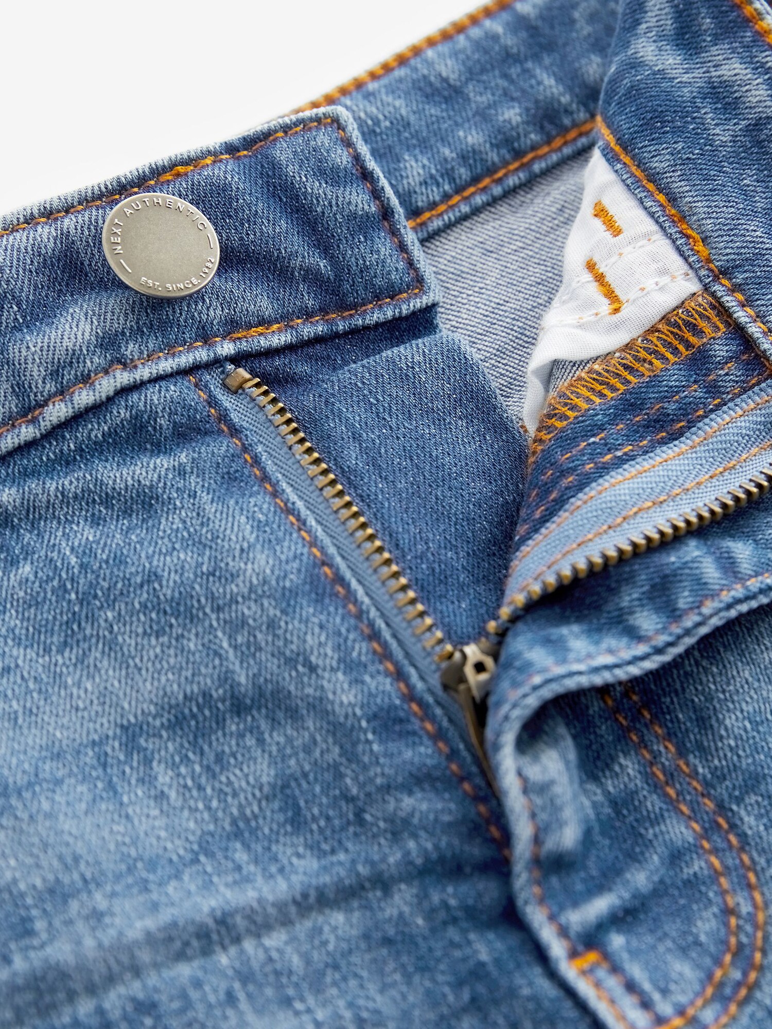 Thumbnail - Jeans