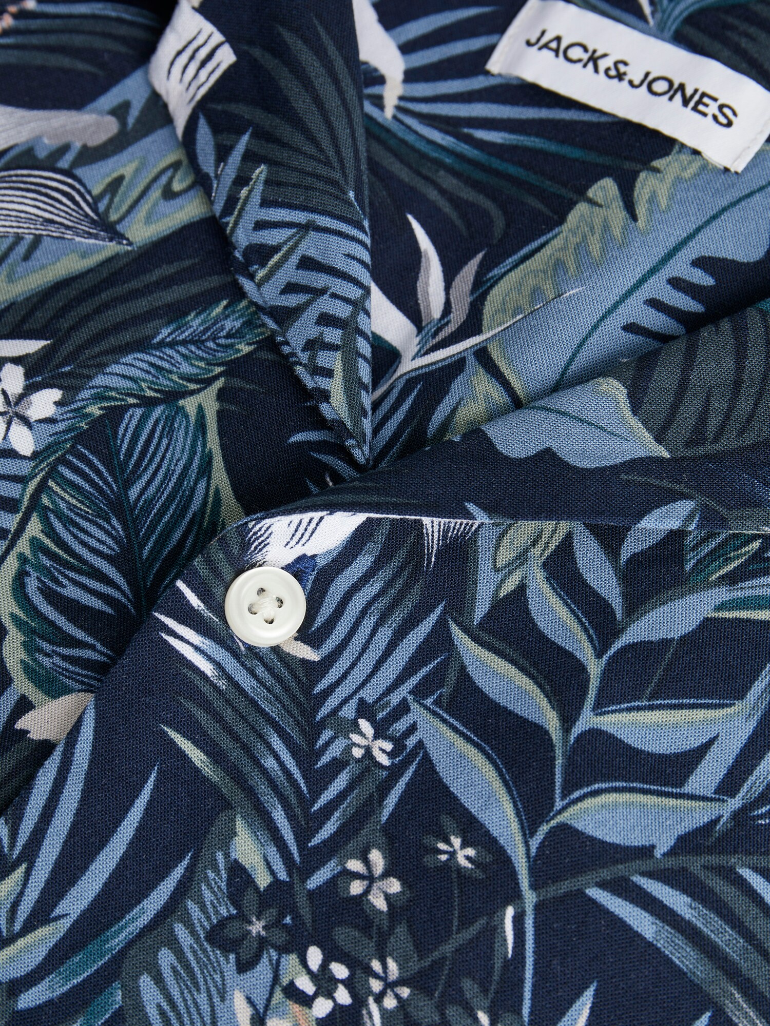 JACK & JONES Ing 'JJEJeff Tropical'  füstkék / éjkék / jáde / fehér termék 2. képe