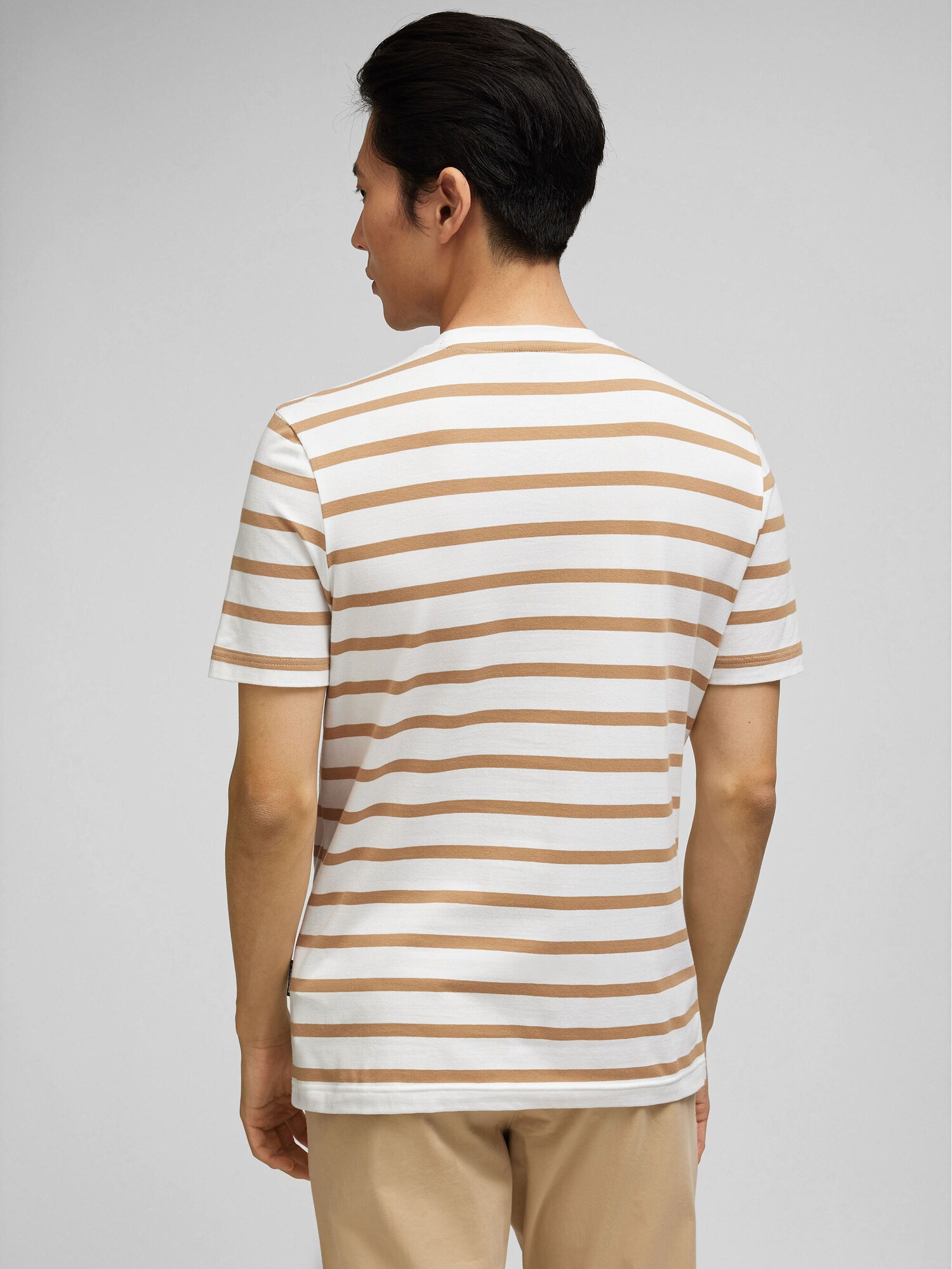 Thumbnail - Shirt